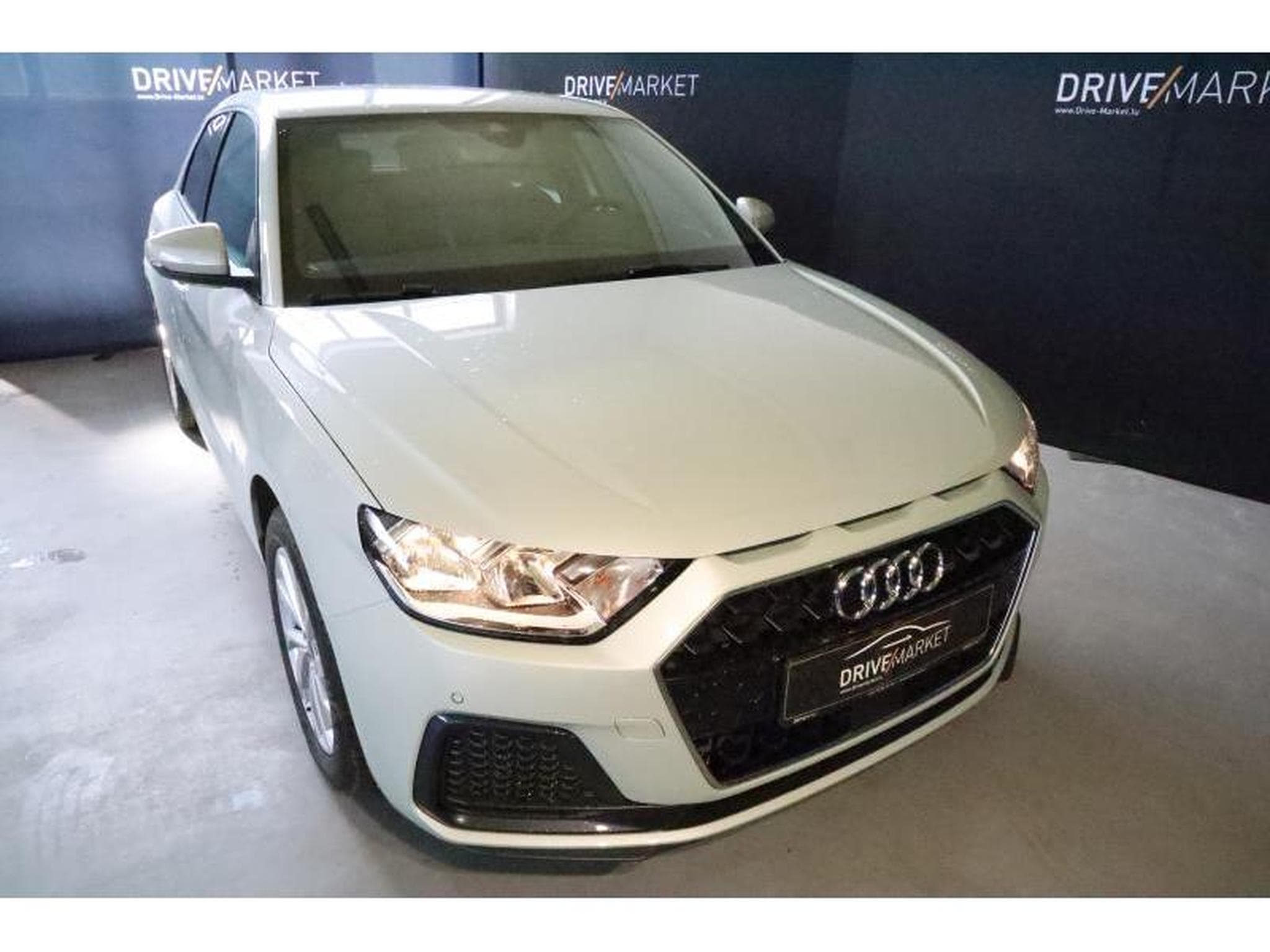 Audi A1 Advanced (2025) - Photo 10