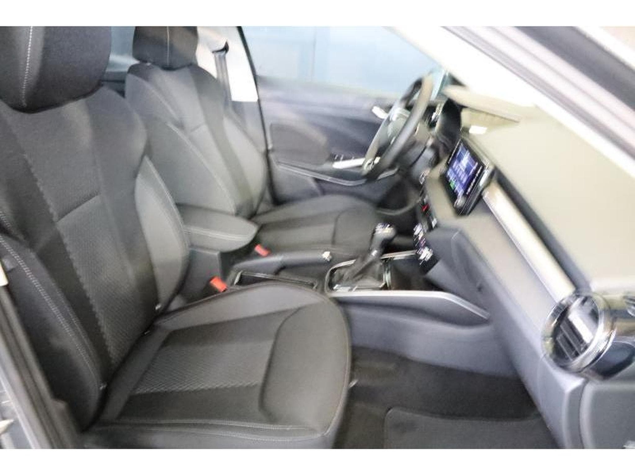 Skoda Fabia Selection (2025) - Foto 18