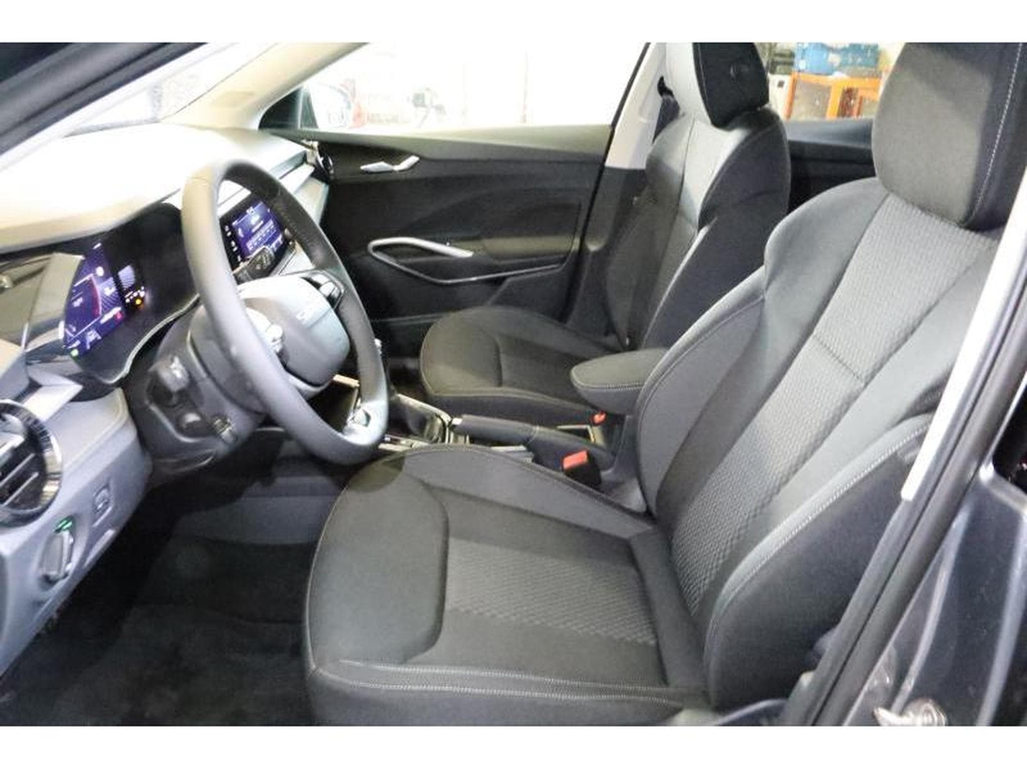 Skoda Fabia Selection (2025) - Foto 19