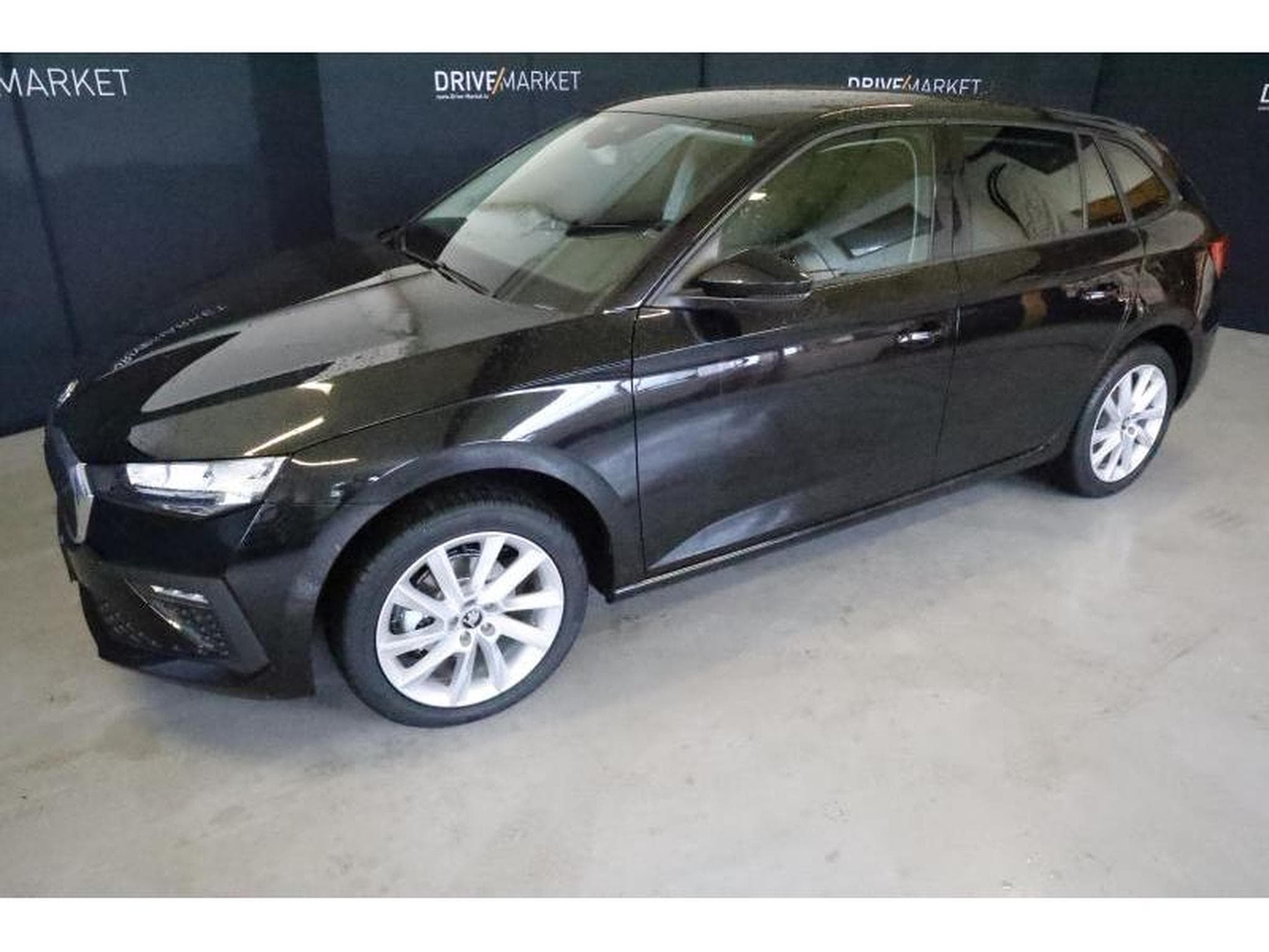 Skoda Scala Selection (2025) - Photo 18