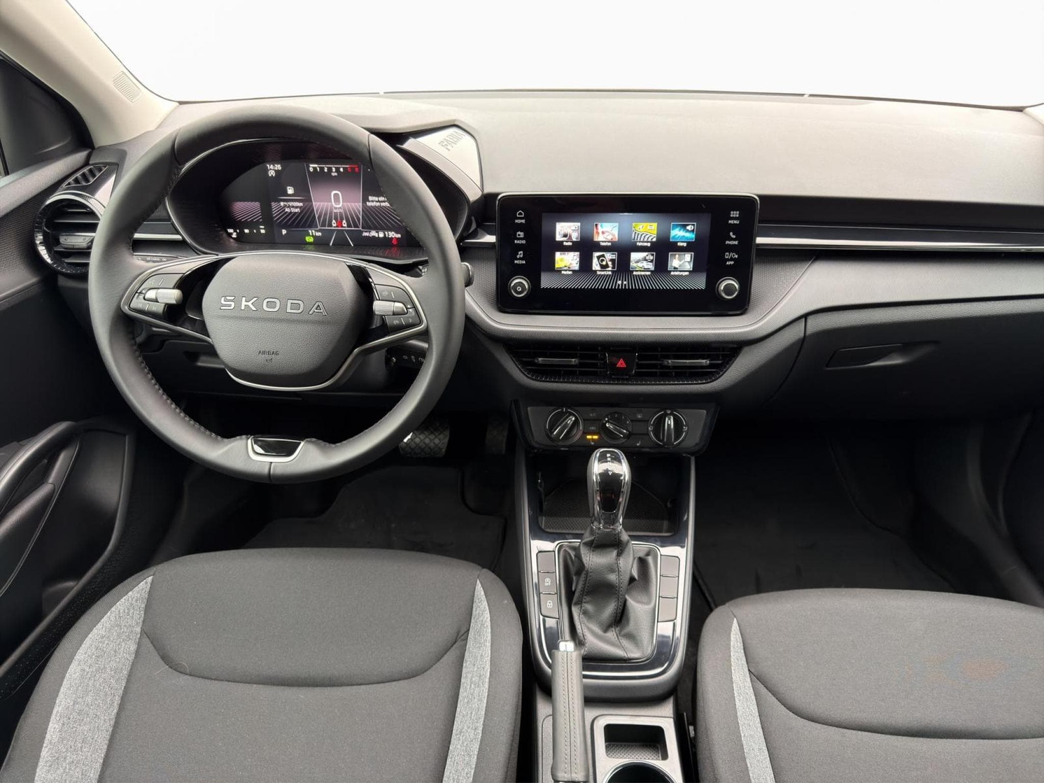 Skoda Fabia Essence (2026) - Photo 9