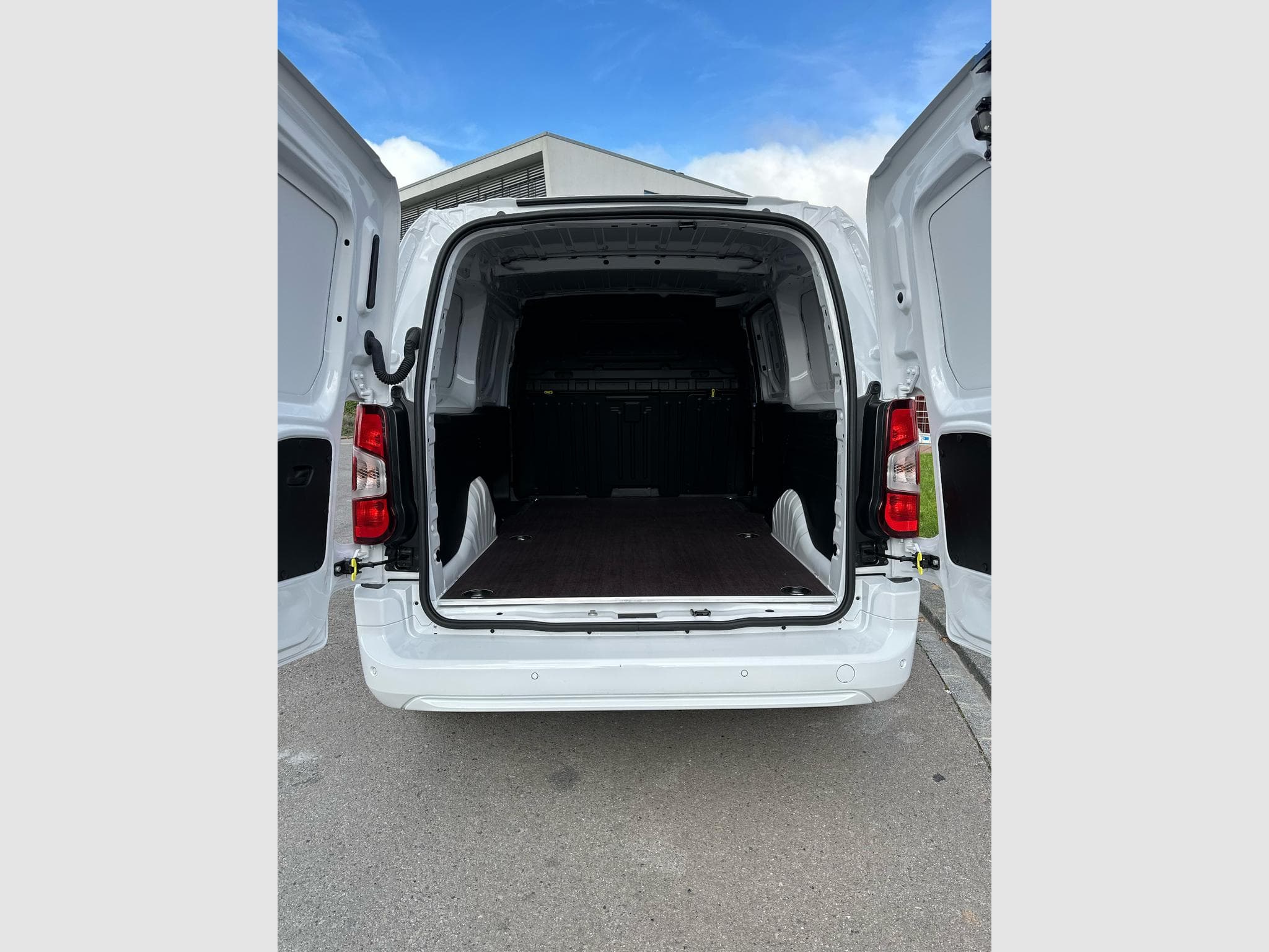 Opel Combo (2025) - Photo 3