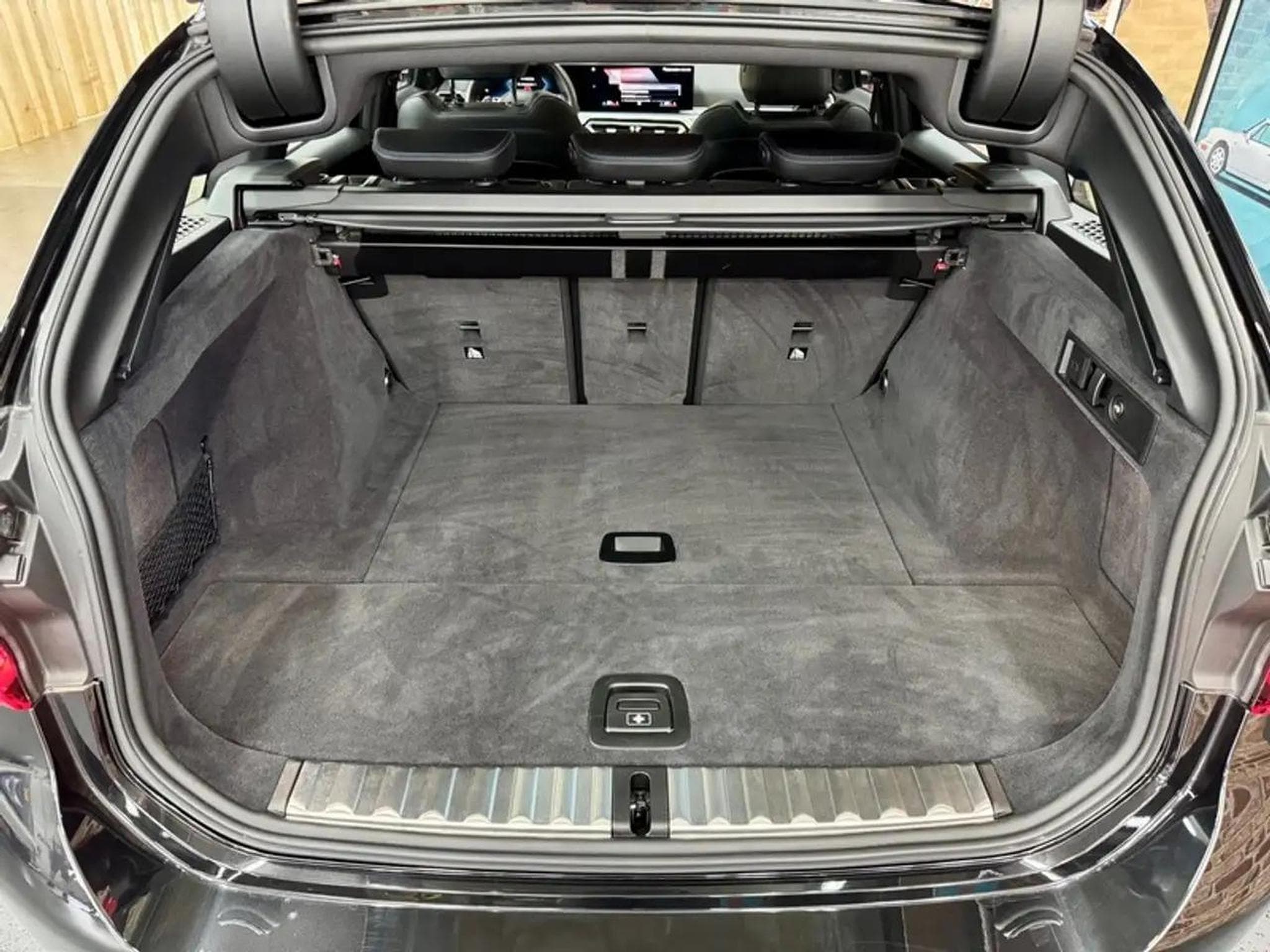 BMW 320 (2024) - Photo 7