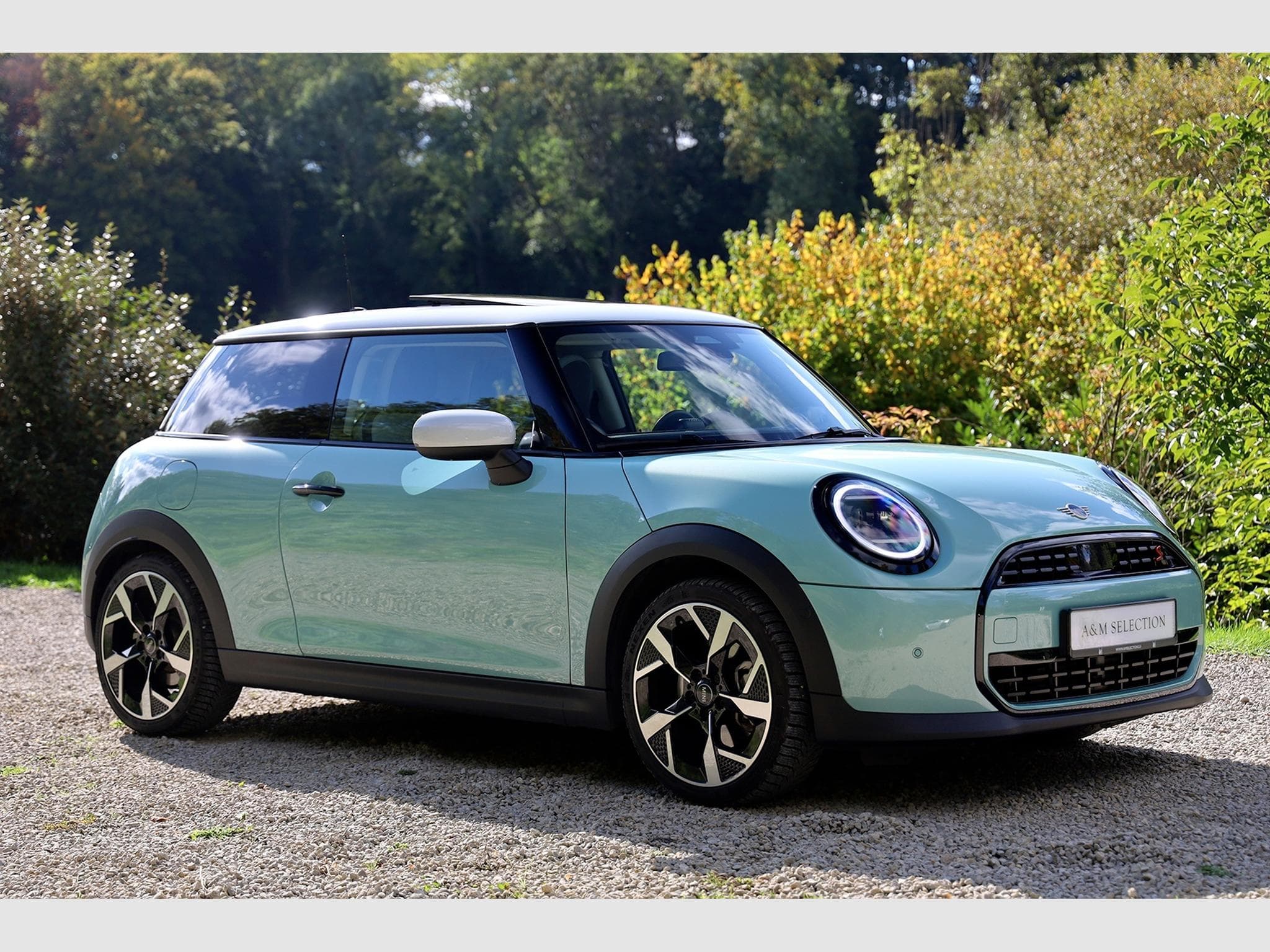 Mini Cooper S 2.0 204cv Classic Steptronic PANO (2024) - Photo 3