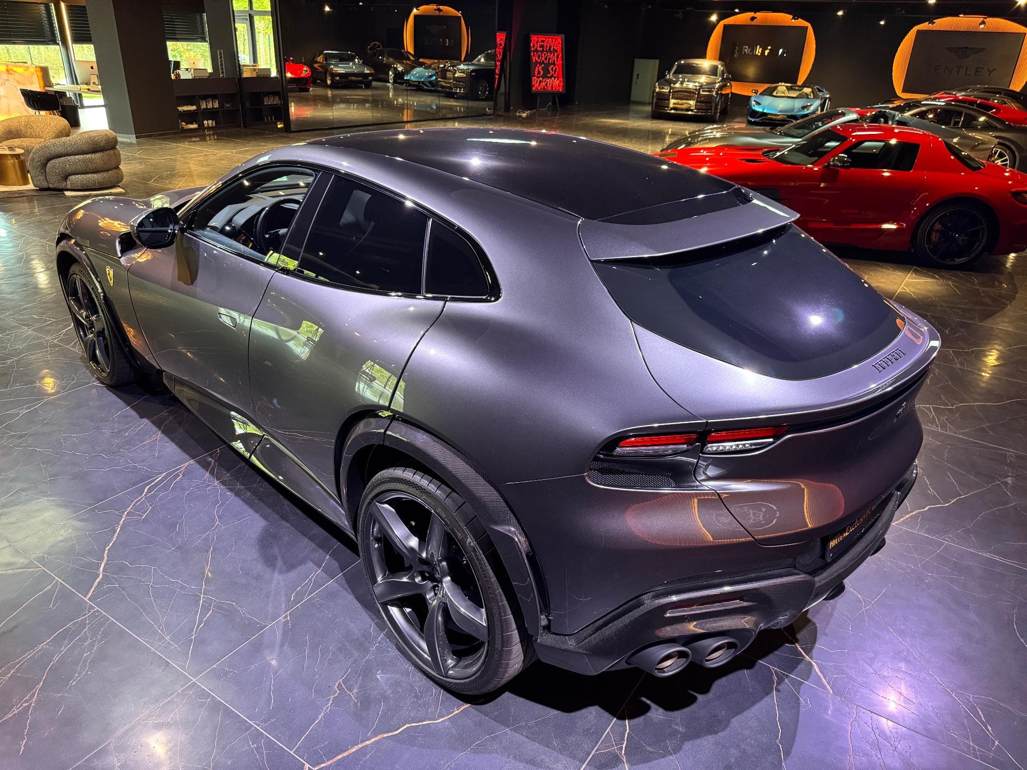 Ferrari Purosangue (2024) - Foto 2