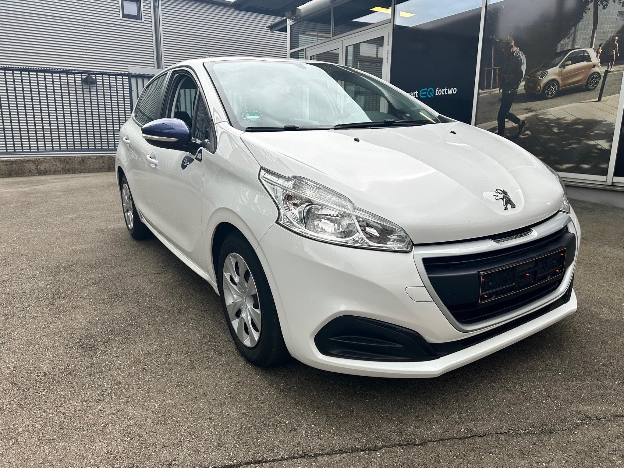 Peugeot 208 1.2 Like Edition (2018) - Foto 3
