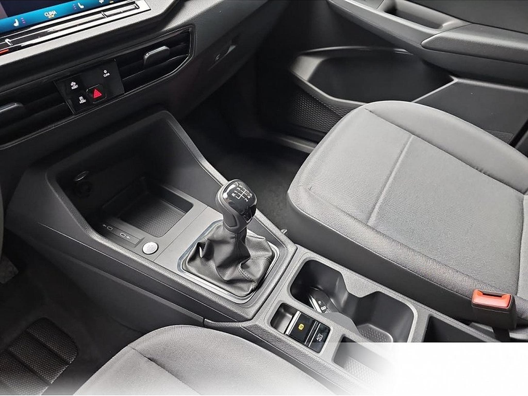 VW Caddy (2026) - Photo 11