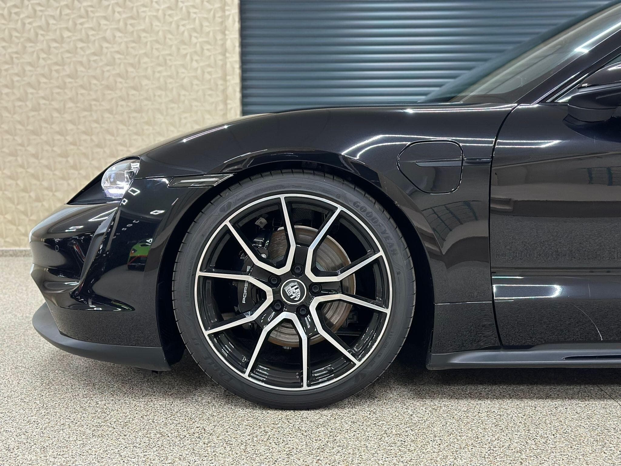 Porsche Taycan 4S SPORT TOURISMO (2024) - Foto 8