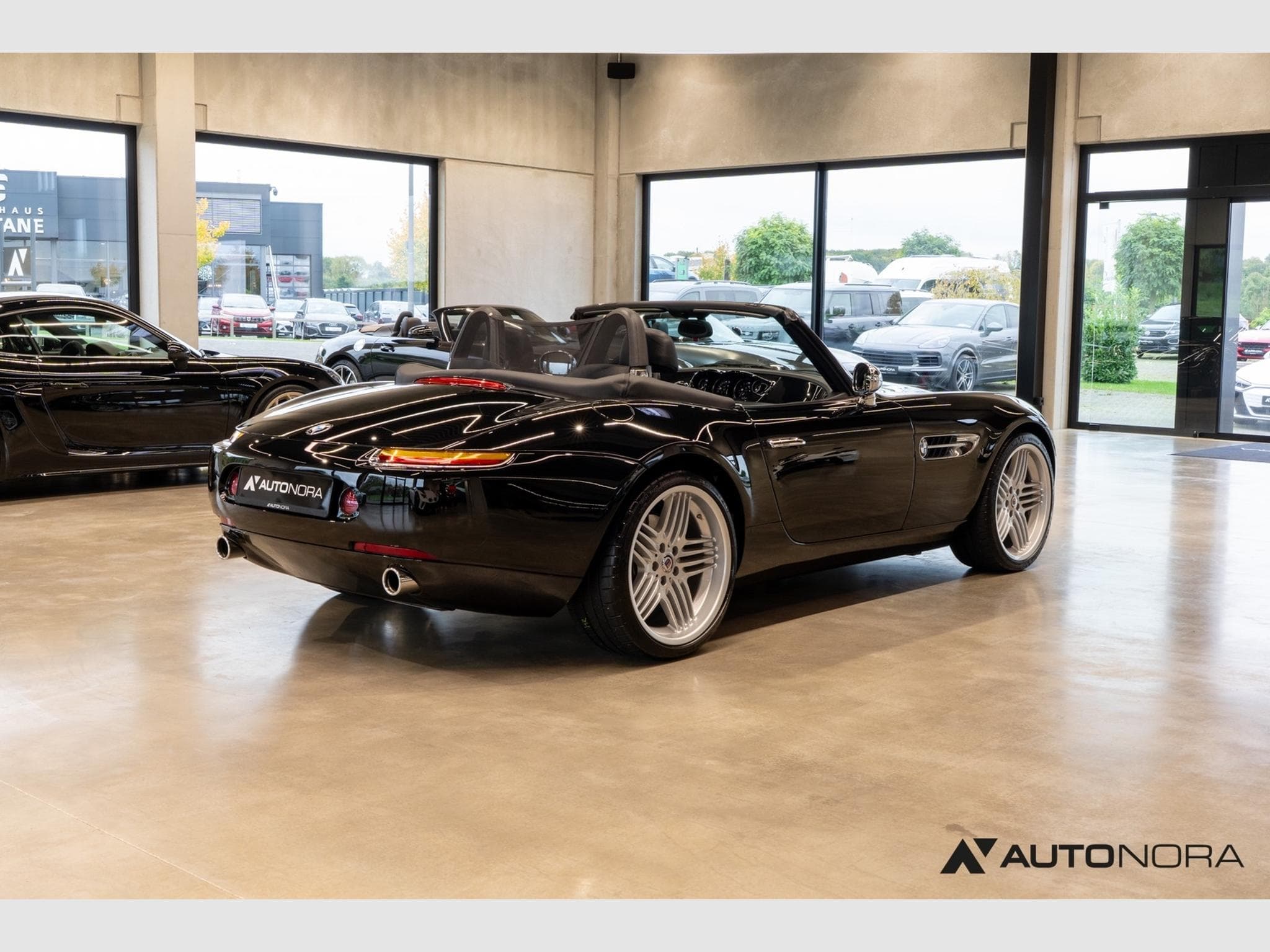 BMW Z8 Roadster (2002) - Photo 4