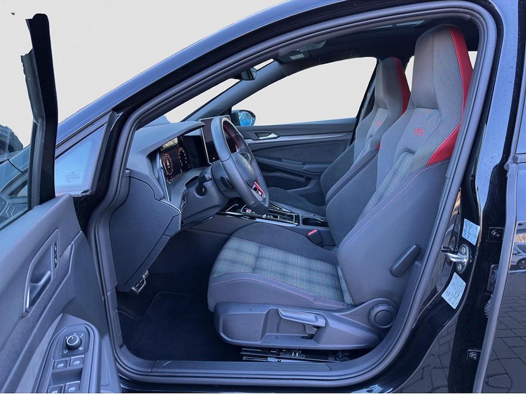 VW Golf (2025) - Foto 10