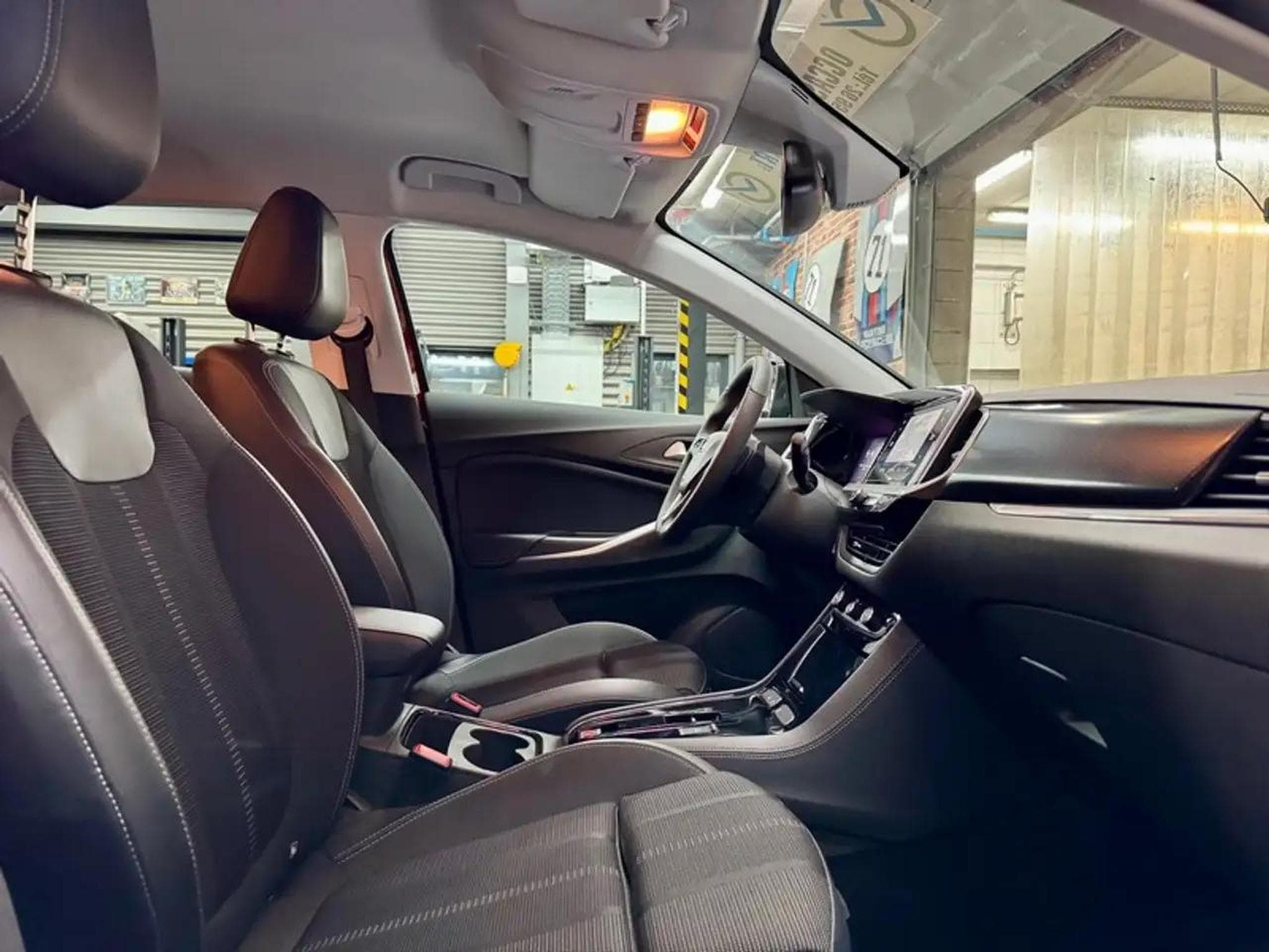 Opel Grandland (2024) - Foto 8