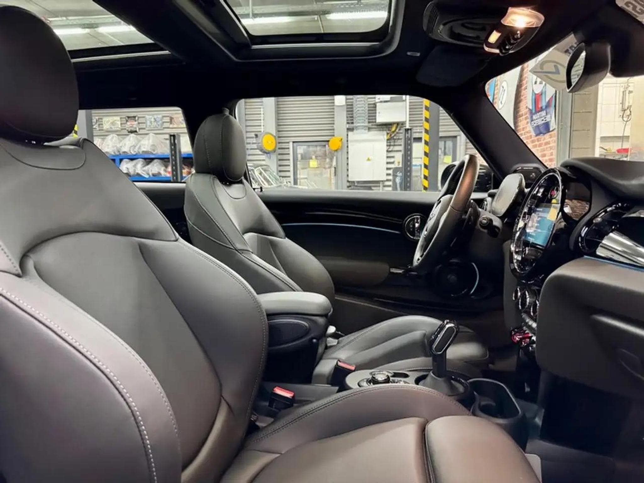 Mini Cooper (2024) - Foto 8