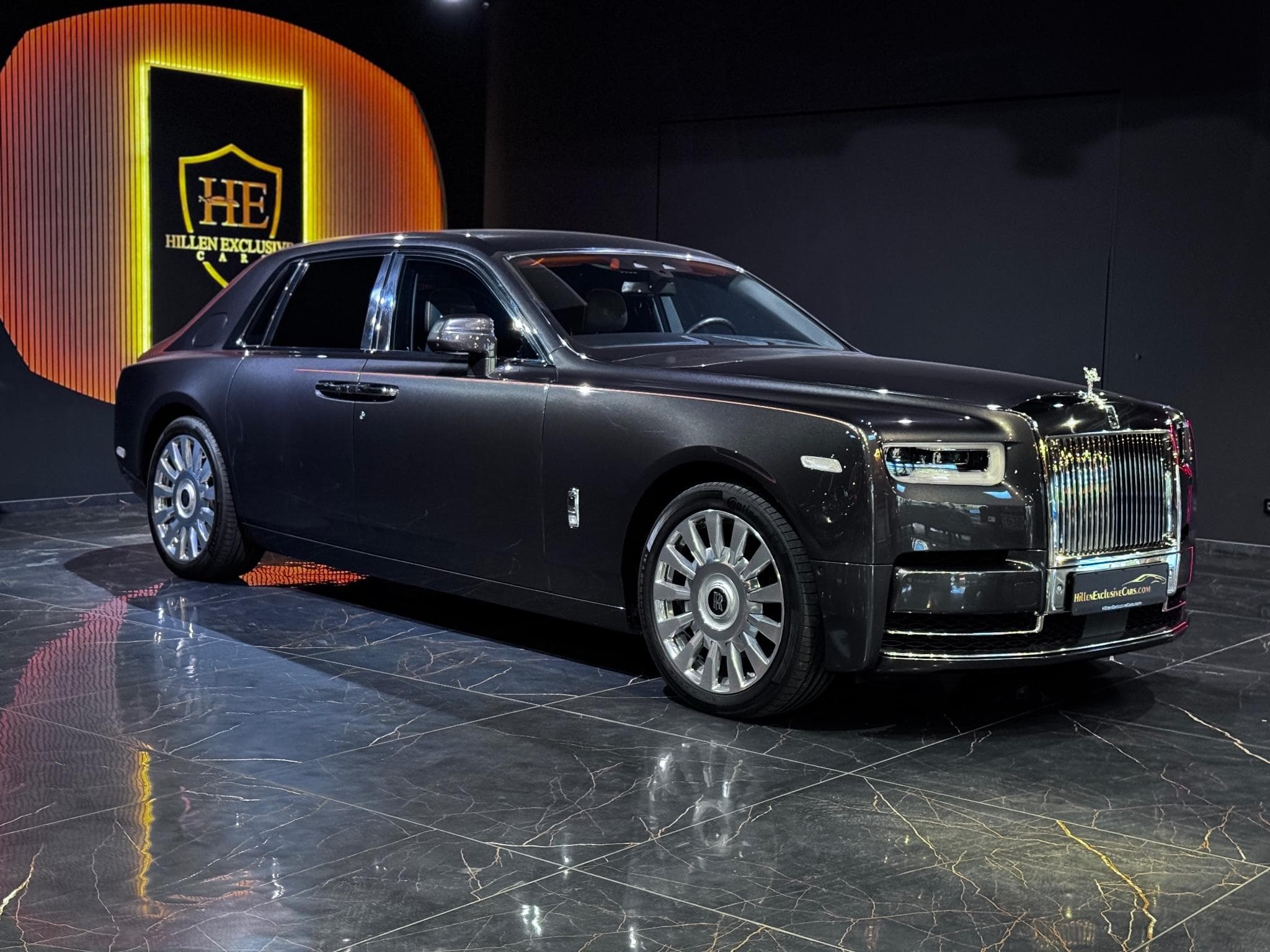 Rolls-Royce Phantom (2018) - Photo 1
