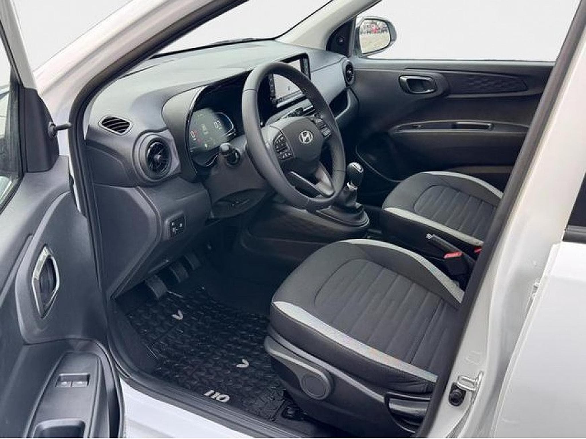 Hyundai i10 (2025) - Photo 11