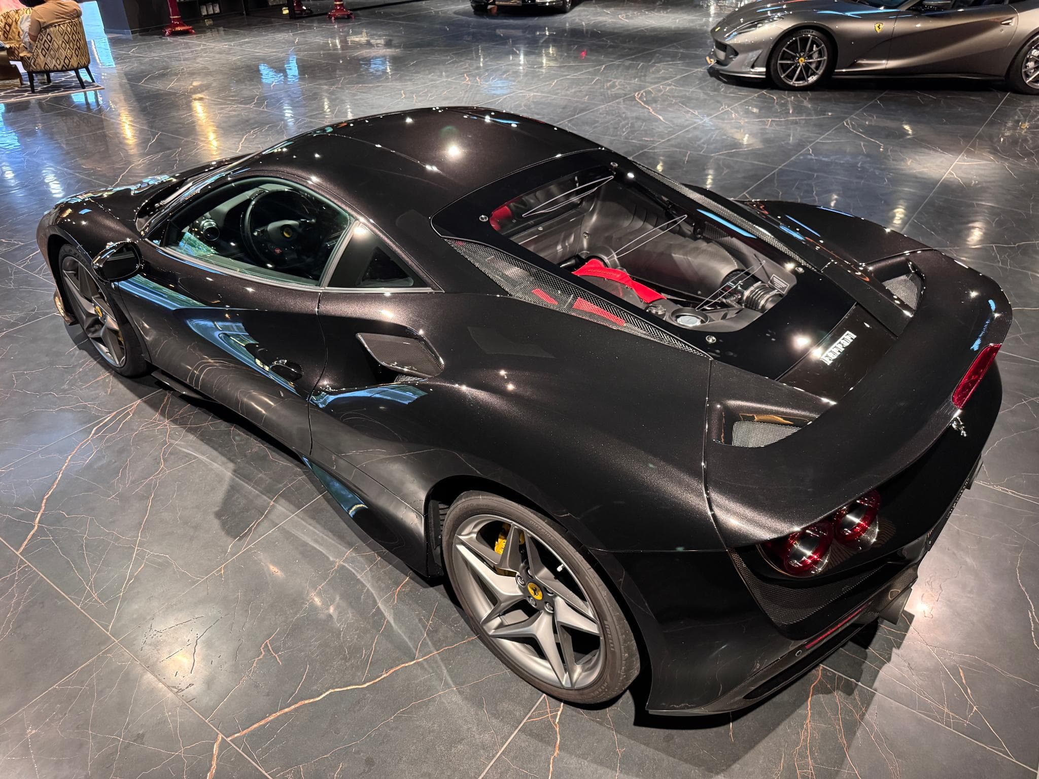 Ferrari F8 Tributo (2021) - Foto 3