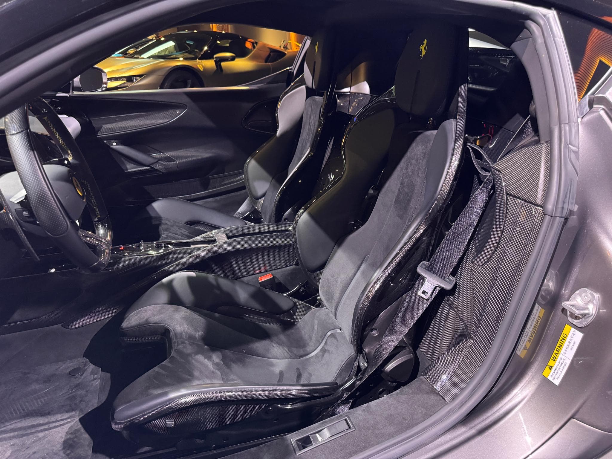 Ferrari SF90 Assetto Fiorano (2021) - Photo 4