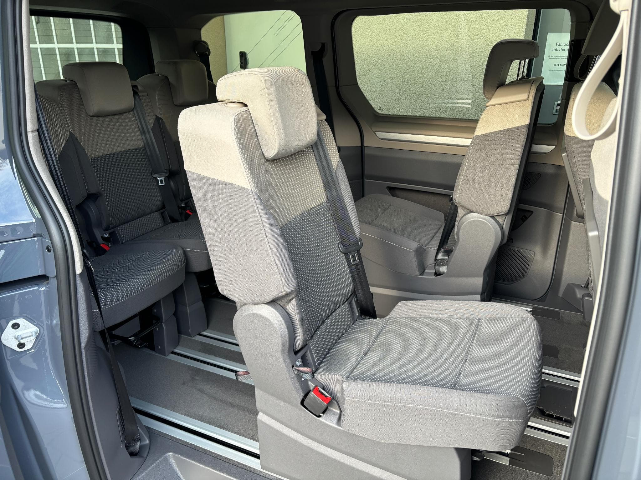 VW Multivan 1.5 Edition (2024) - Photo 7