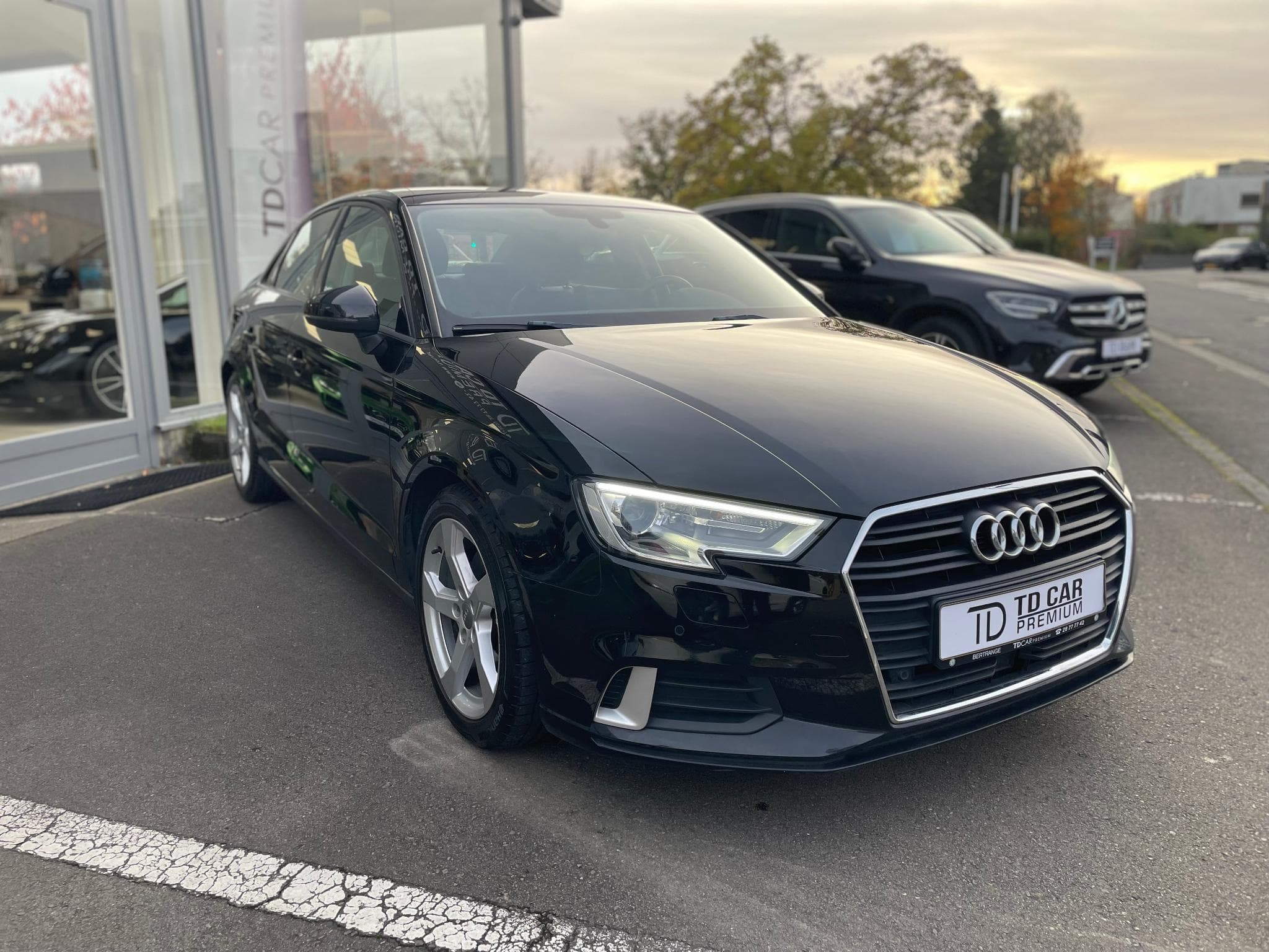 Audi A3 35 Tdi 150 S-Tronic Sport (2019) - Photo 3