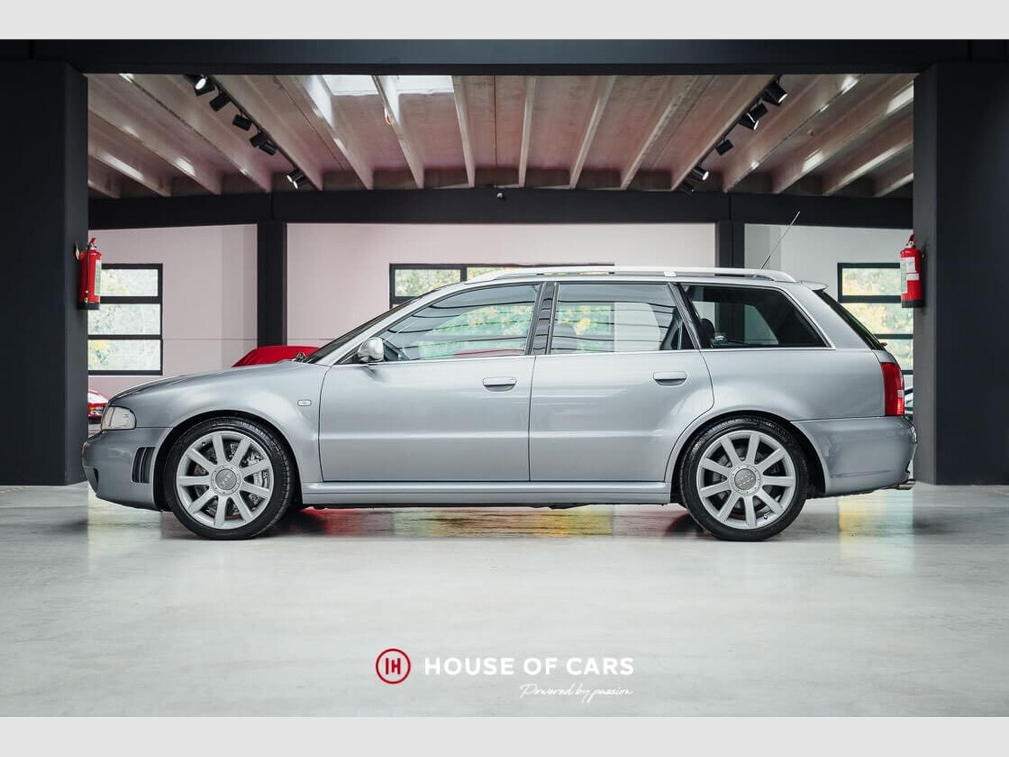 Audi RS4 B5 AVANT AVUS SILVER METALLIC - FULL AUDI HISTORY (2001) - Foto 10