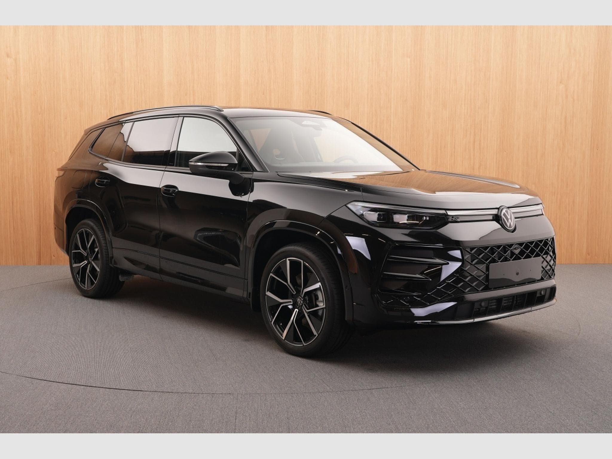 VW Tayron VW Tayron R-Line 2.0 TDI 4x4 DSG 142 kW (2025) - Foto 1