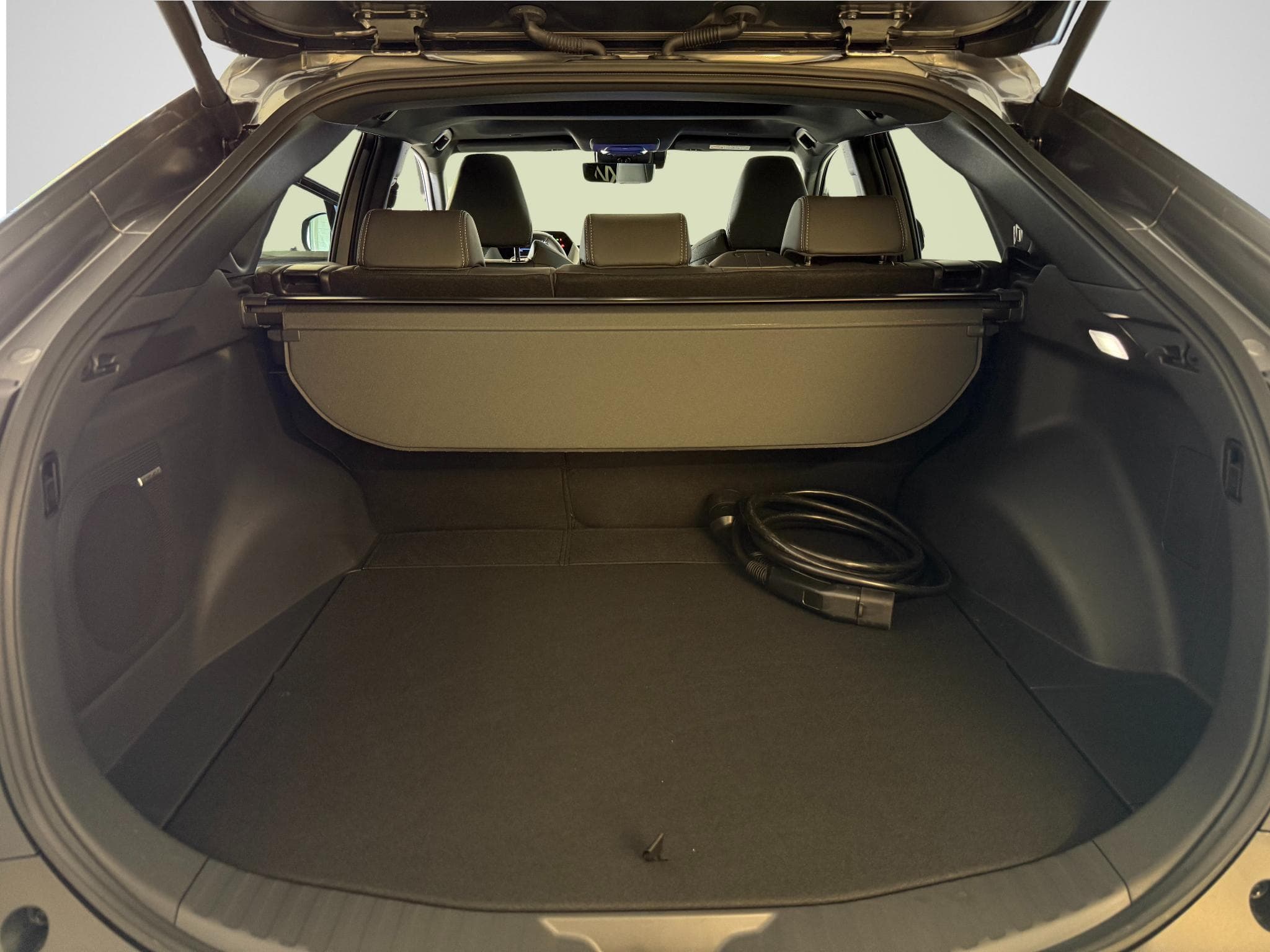 Subaru Solterra AWD Sky Package (2024) - Photo 8