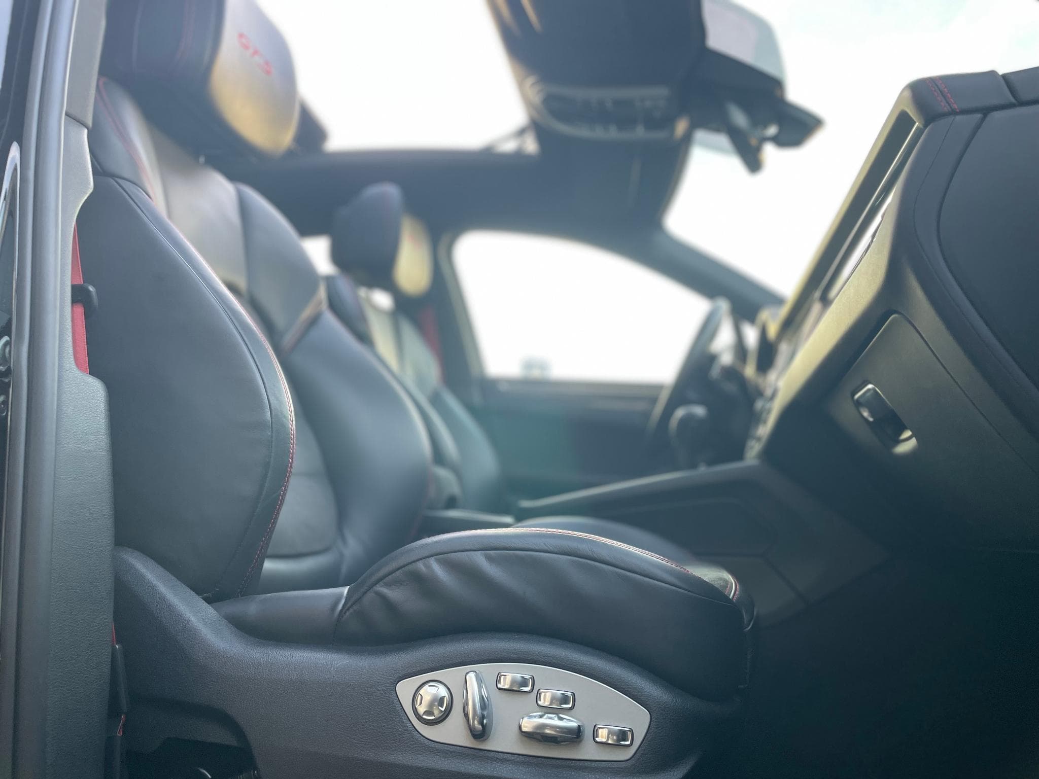 Porsche Macan 2.9 GTS PDK Toit Ouvrant Carbone (2022) - Foto 4