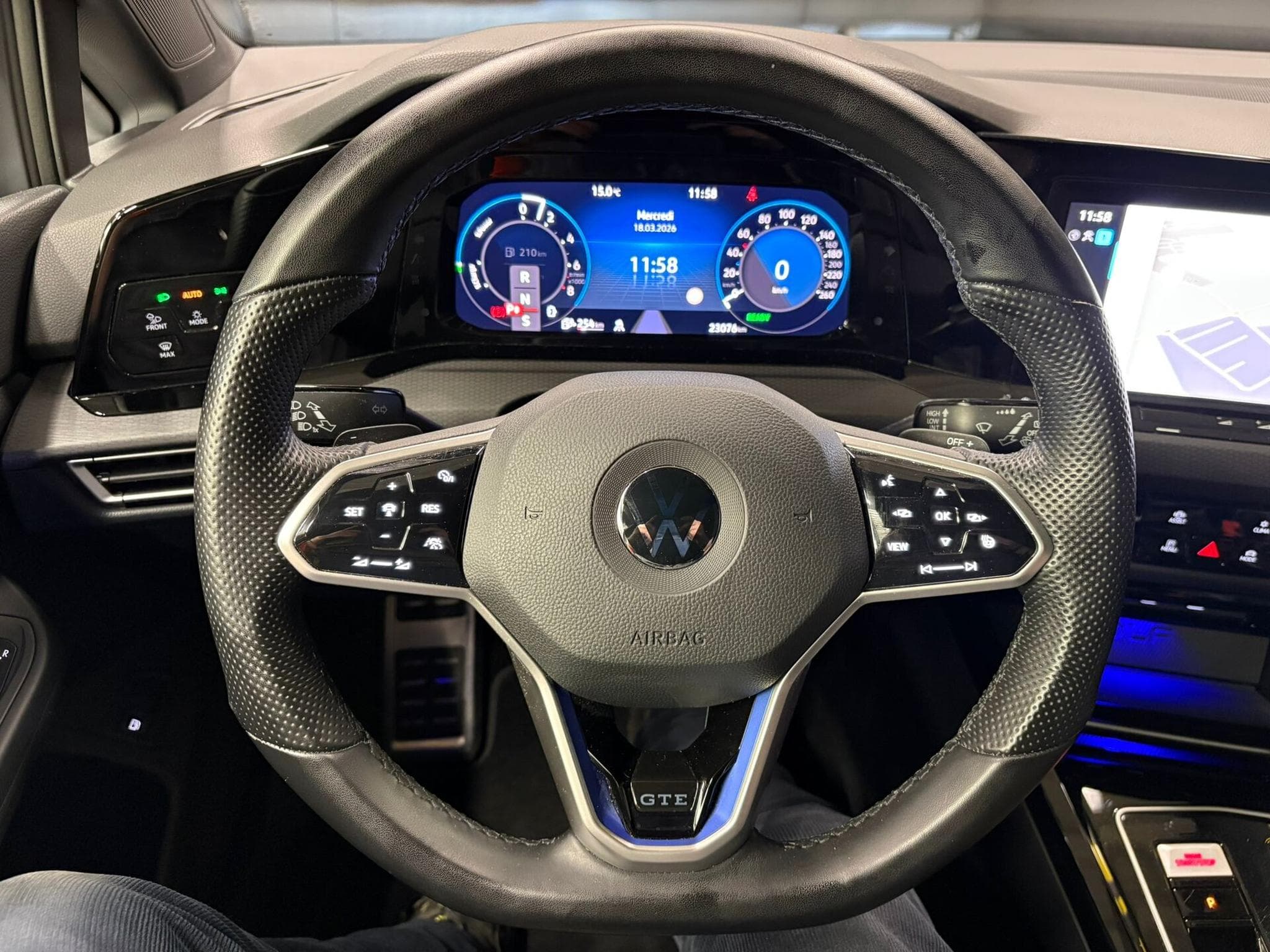 VW Golf GTE 245cv DSG CAMERA/CUIR/DCC (2022) - Foto 8