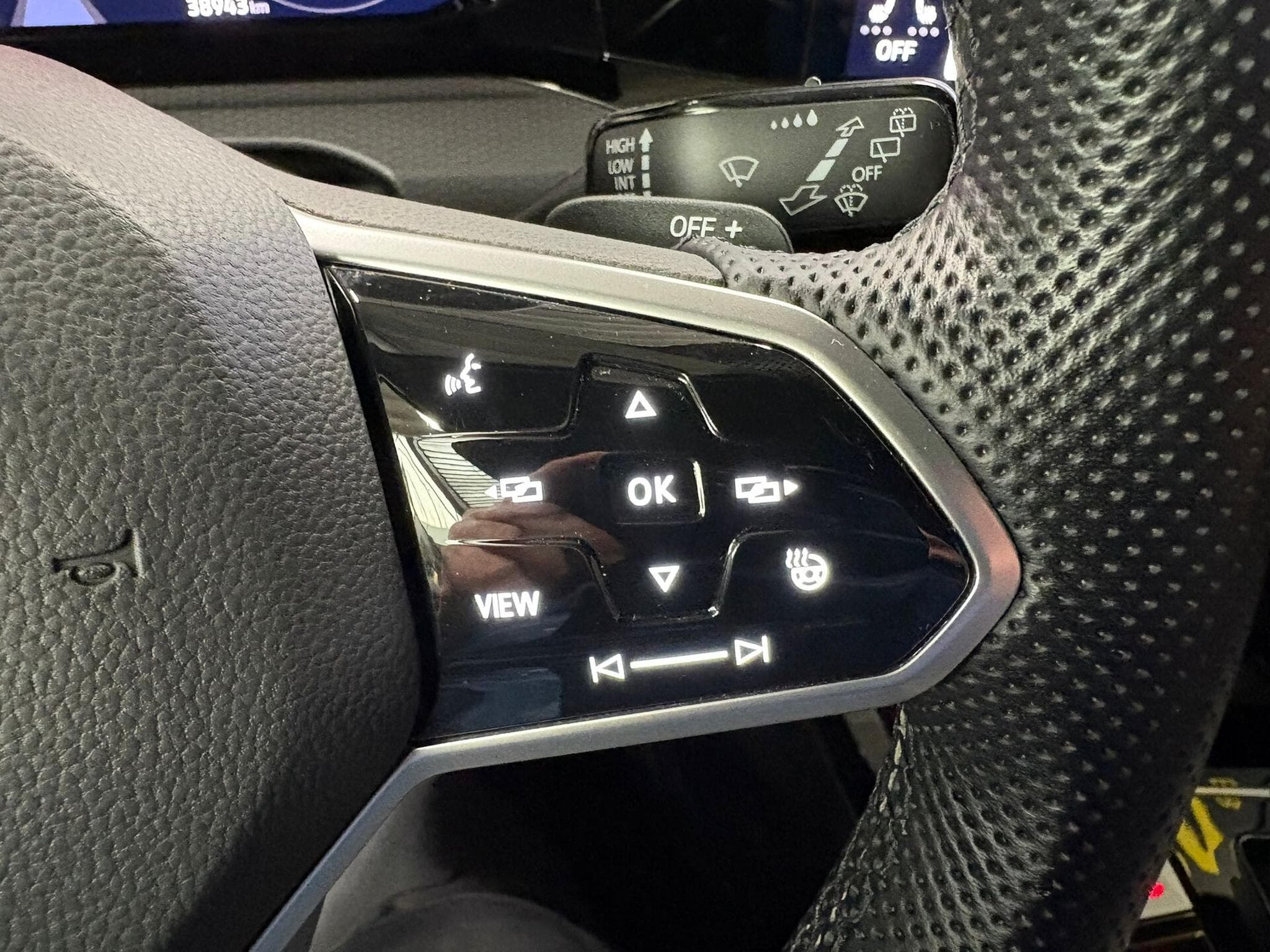 VW Golf GTD 2.0 TDI 200 CAMERA/ATTELAGE/ACC (2022) - Foto 12