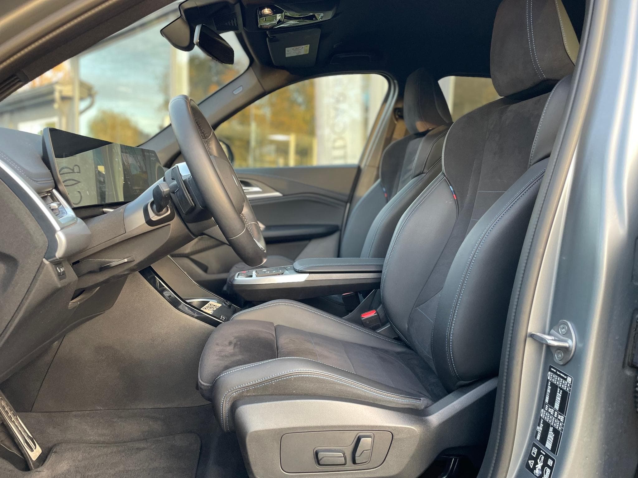 BMW X1 23 d xDrive M Sport Auto Frozen Grey (2024) - Foto 7