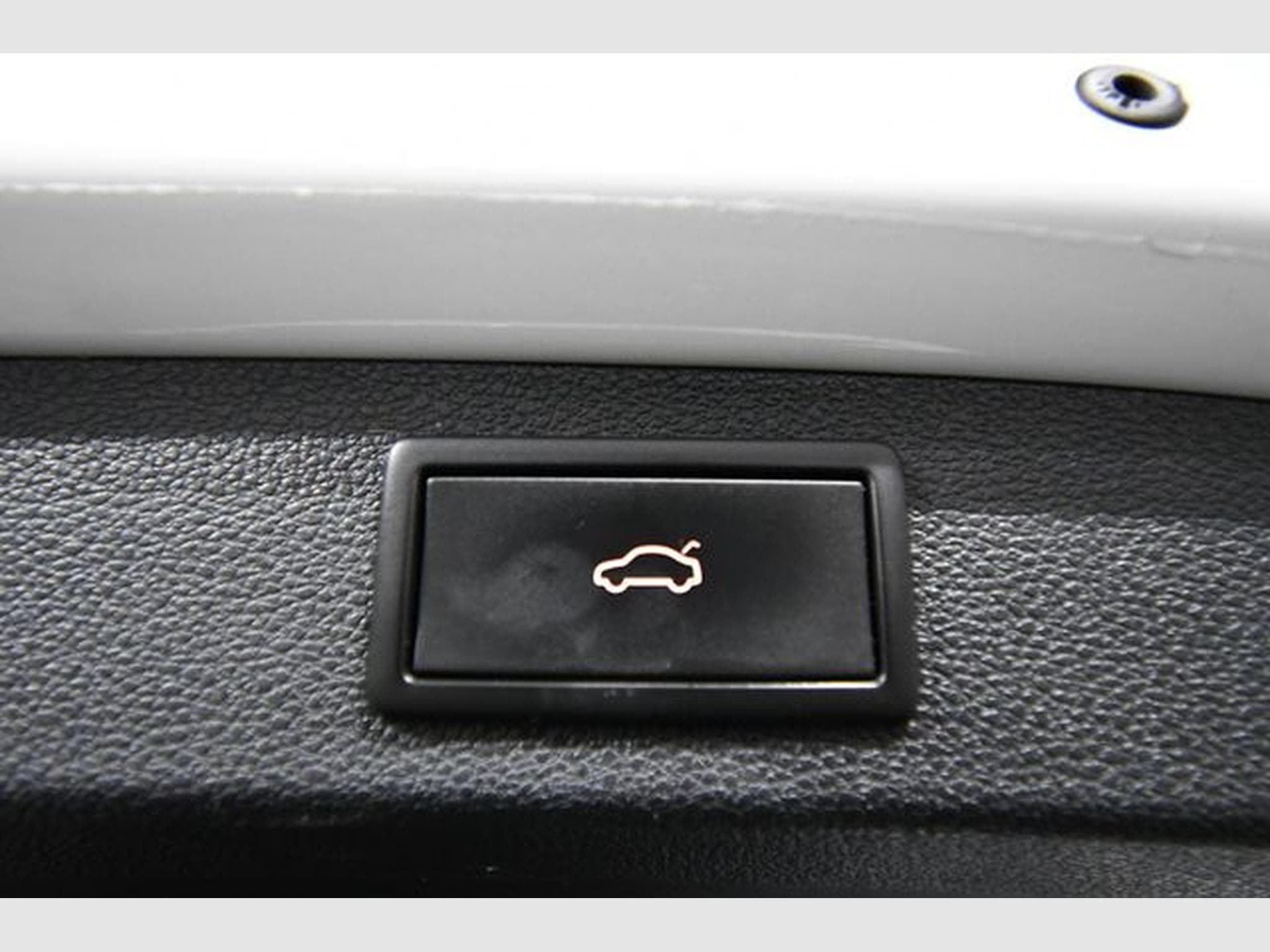 Skoda Kodiaq Kodiaq Sportline 4x4, Stand-Hzg., AHK, 19", Cant (2023) - Photo 8