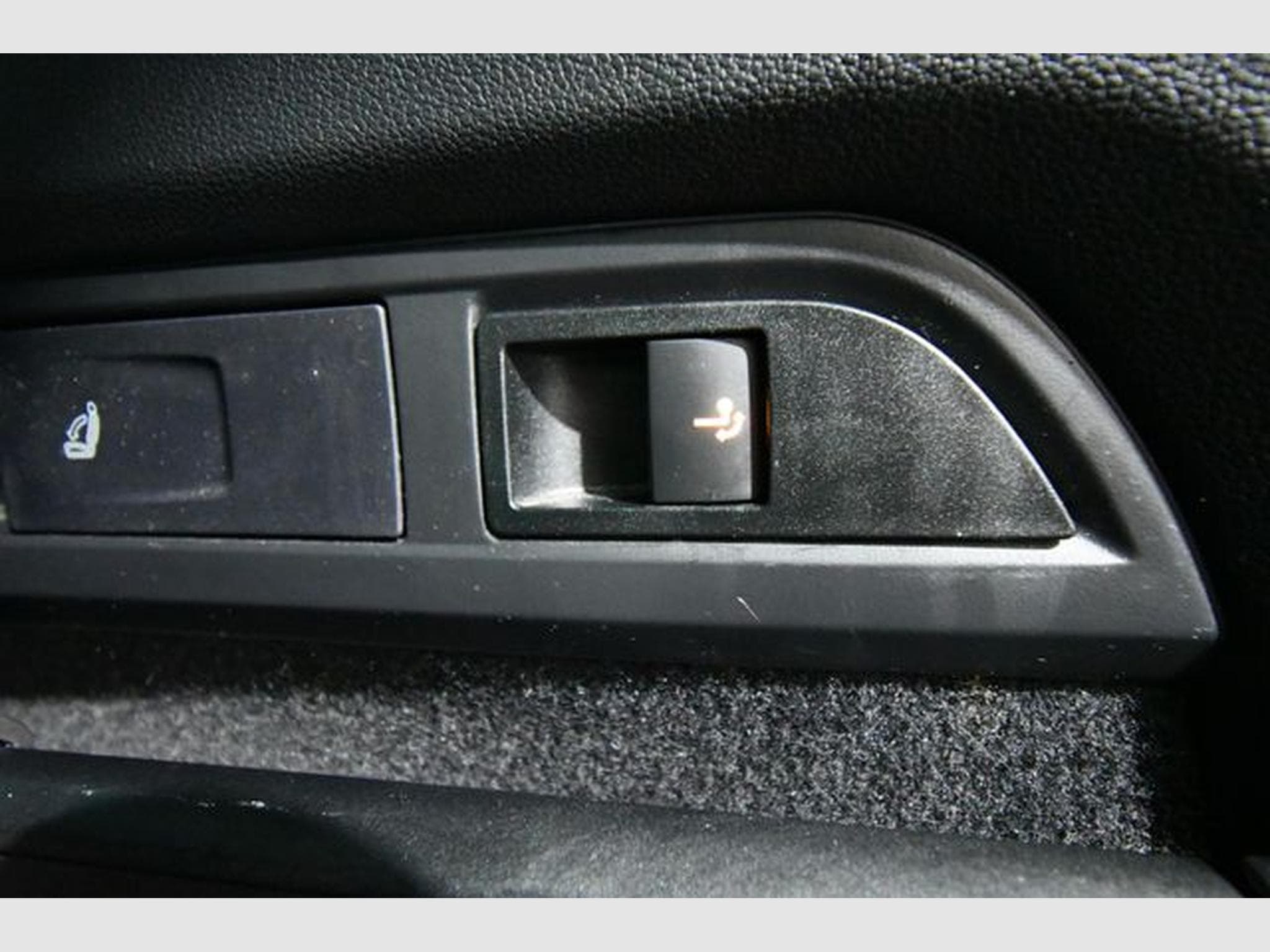 Skoda Kodiaq Kodiaq Sportline 4x4, Stand-Hzg., AHK, 19", Cant (2023) - Photo 9