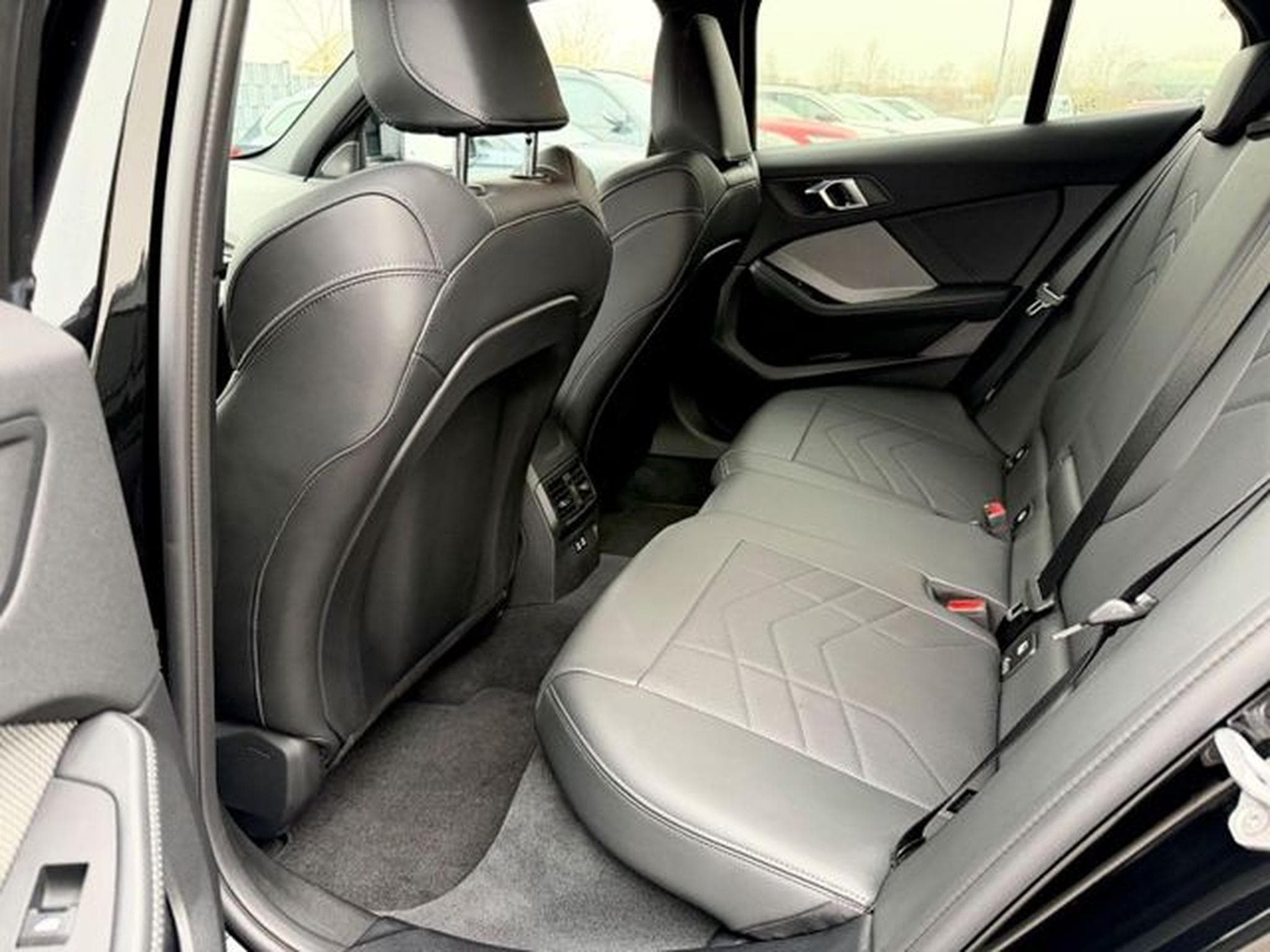 BMW M135 M135 xDrive /LED/HUD/H&amp;K/CAM/GARANTIE/ (2024) - Photo 14