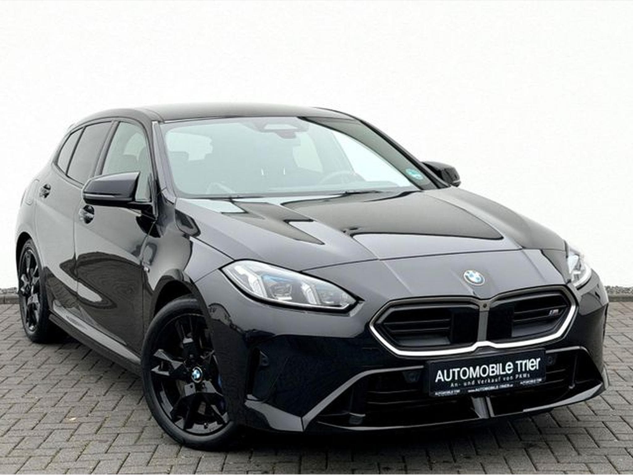 BMW M135 M135 xDrive /LED/HUD/H&amp;K/CAM/GARANTIE/ (2024) - Photo 3
