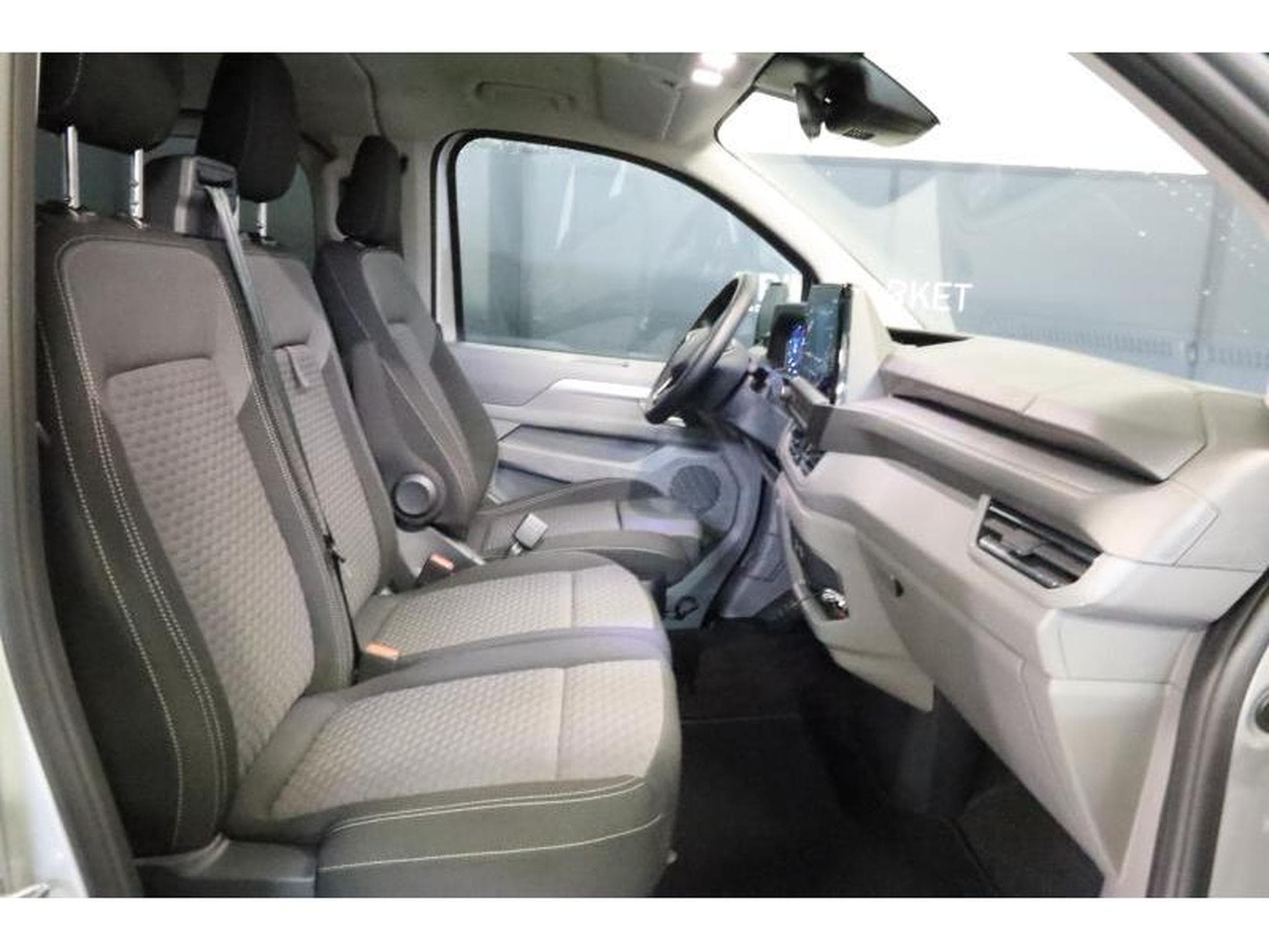 VW T7 STYLE COURT A8 (2025) - Photo 12