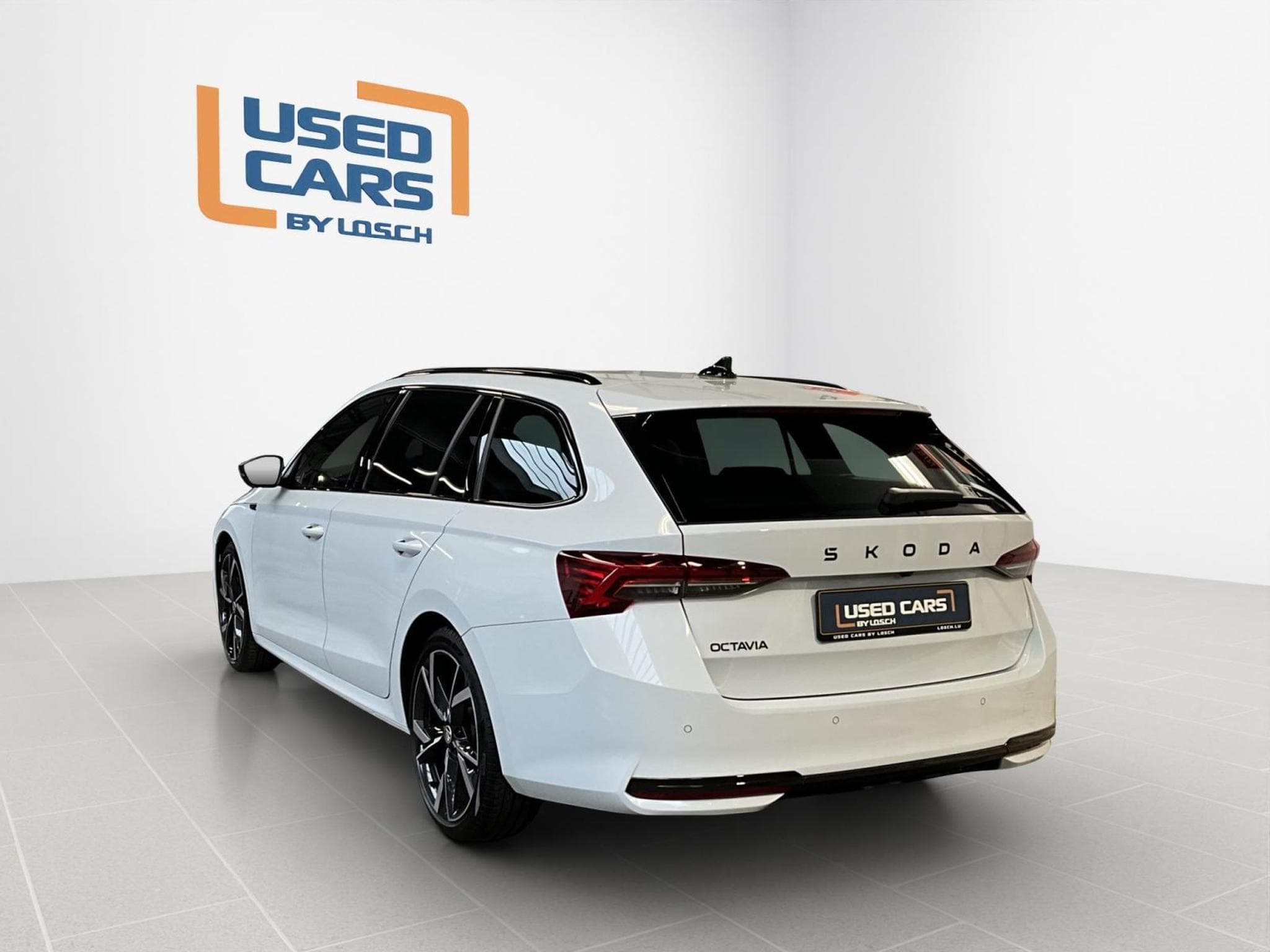 Skoda Octavia Sportline+DSG+360+Matrix+AHK (2024) - Foto 6