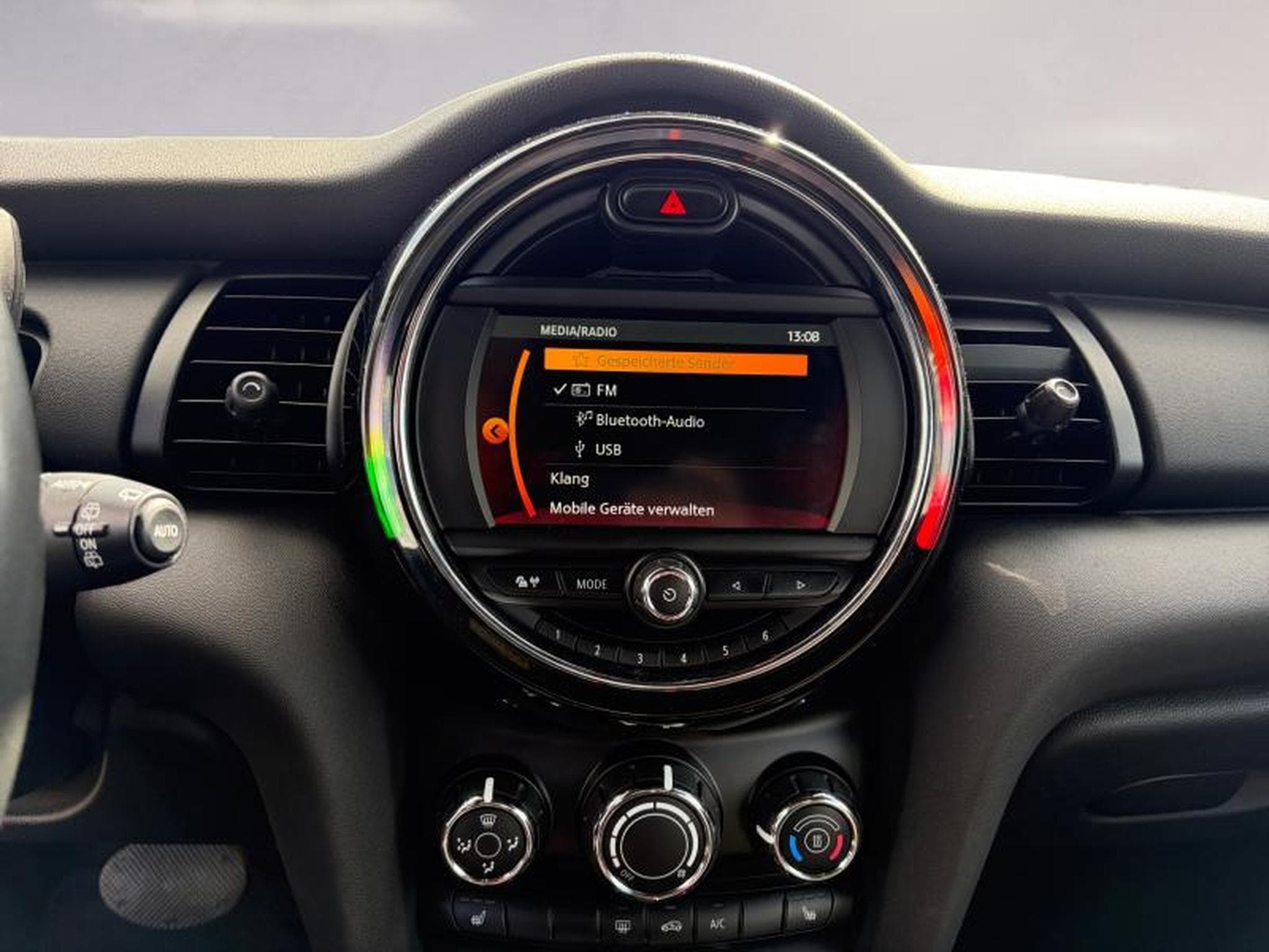 MINI Cooper One Hatch 5 portes (2019) - Foto 15