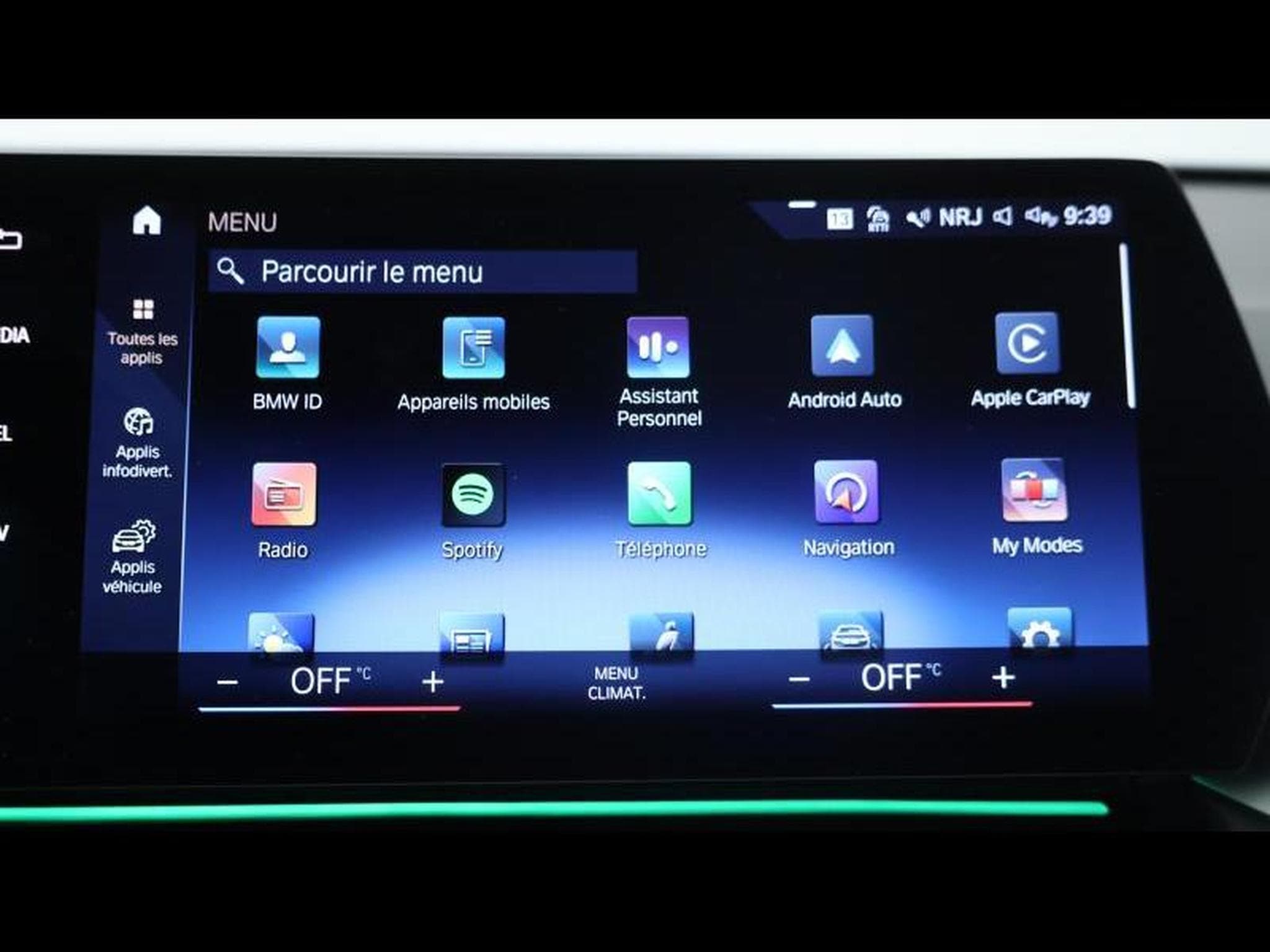 BMW X1 sDrive18i xLine (2022) - Photo 18