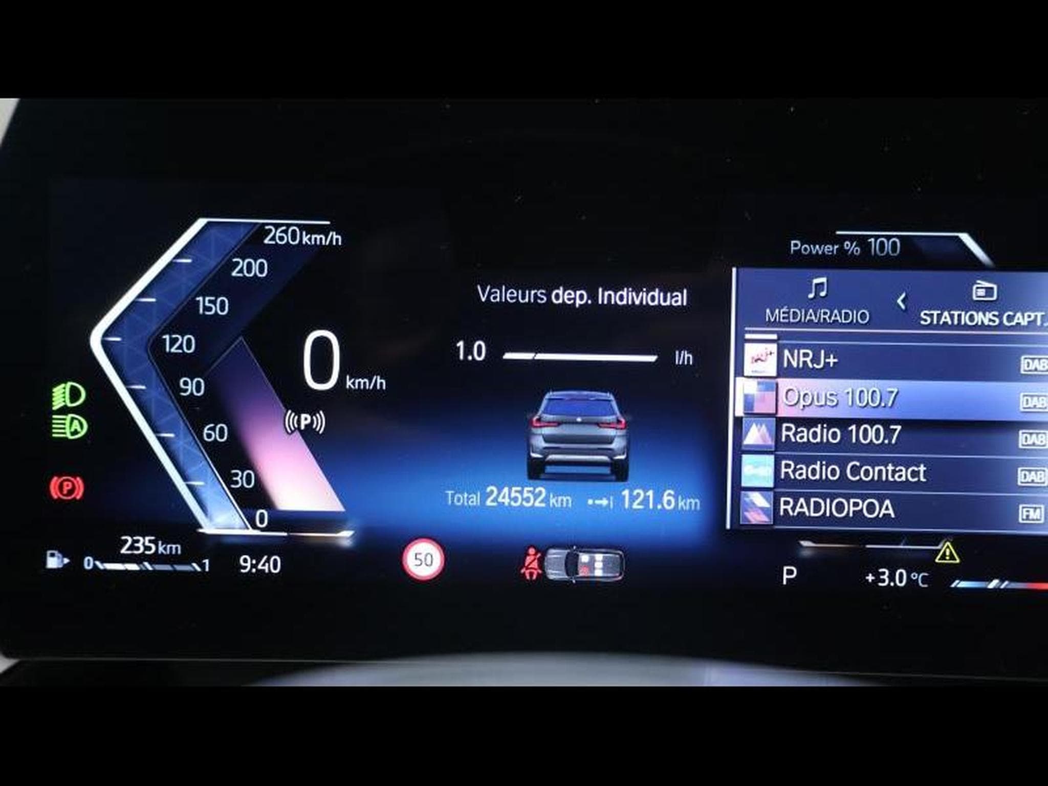 BMW X1 sDrive18i xLine (2022) - Photo 21