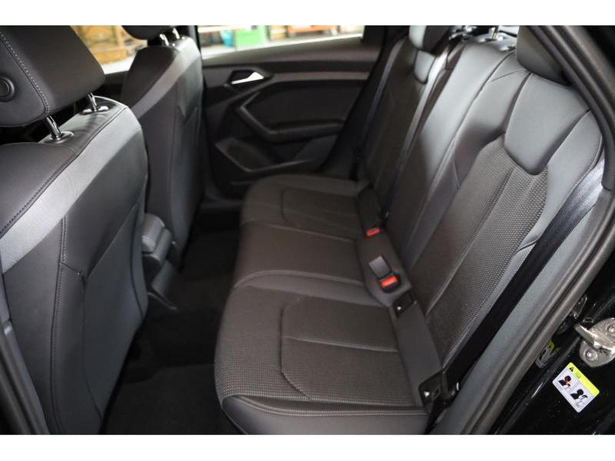 Audi A1 Sportback S Line (2024) - Foto 3