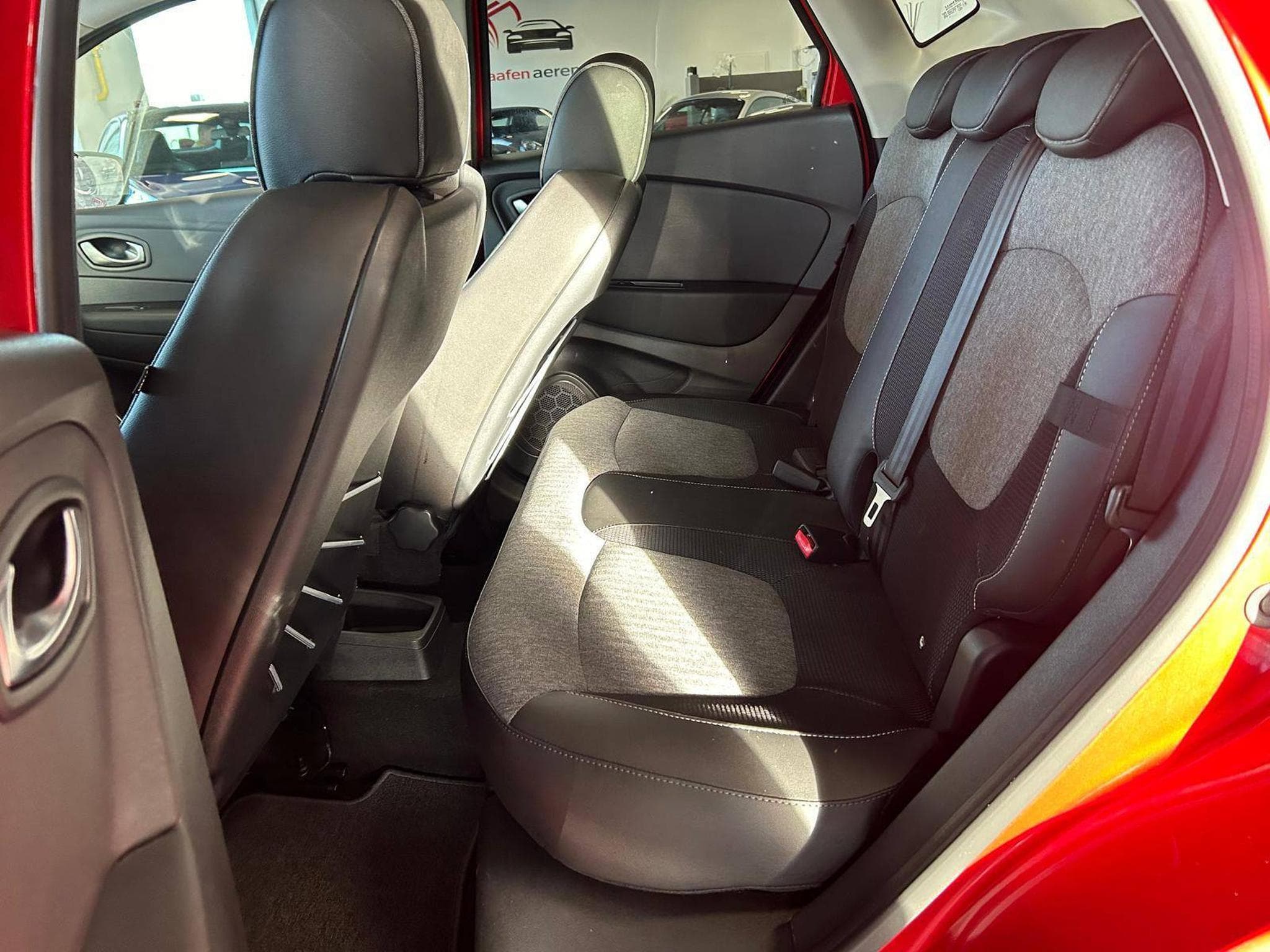 Renault Captur (2019) - Foto 13