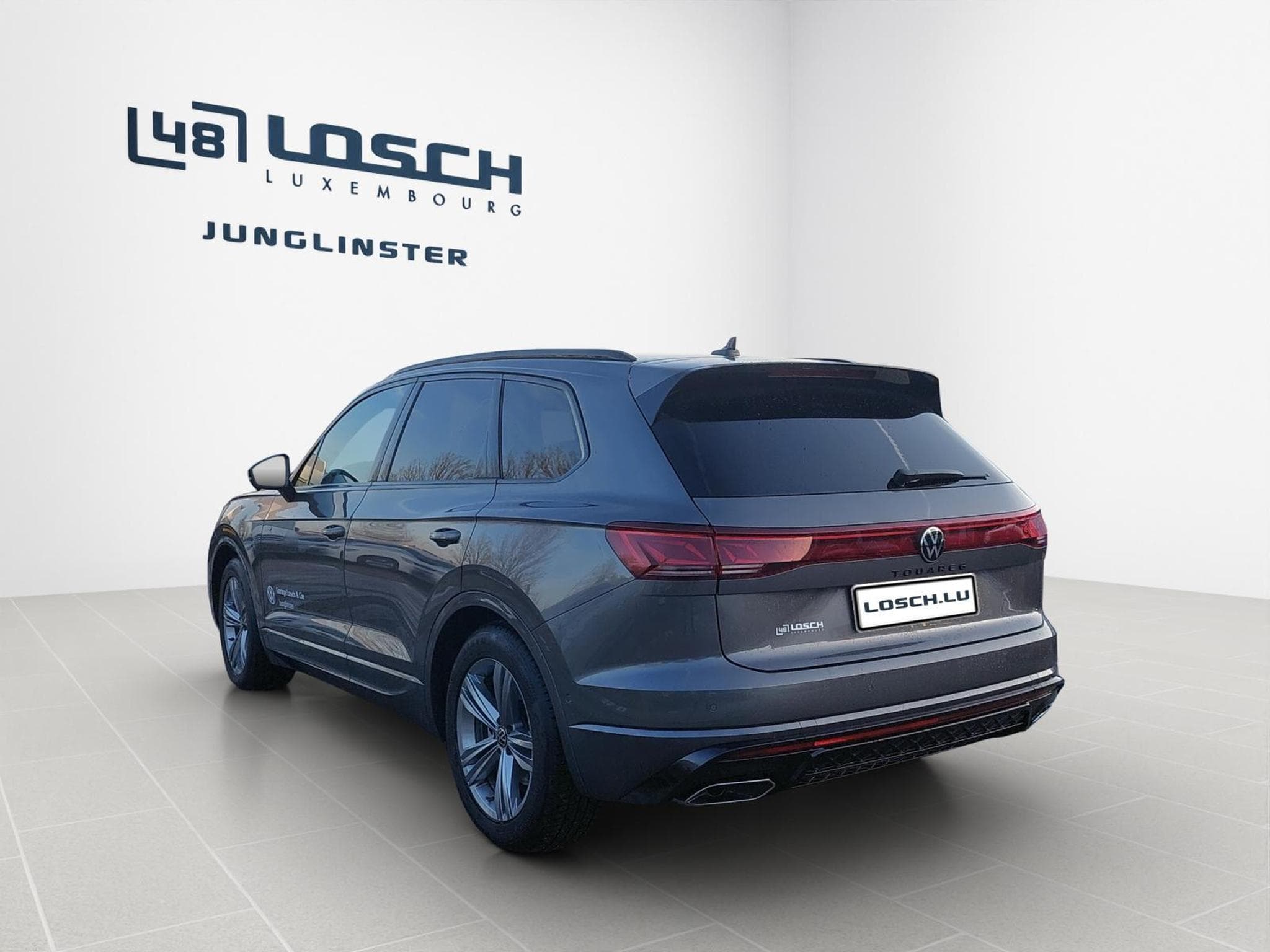VW Touareg R-Line (2025) - Photo 7