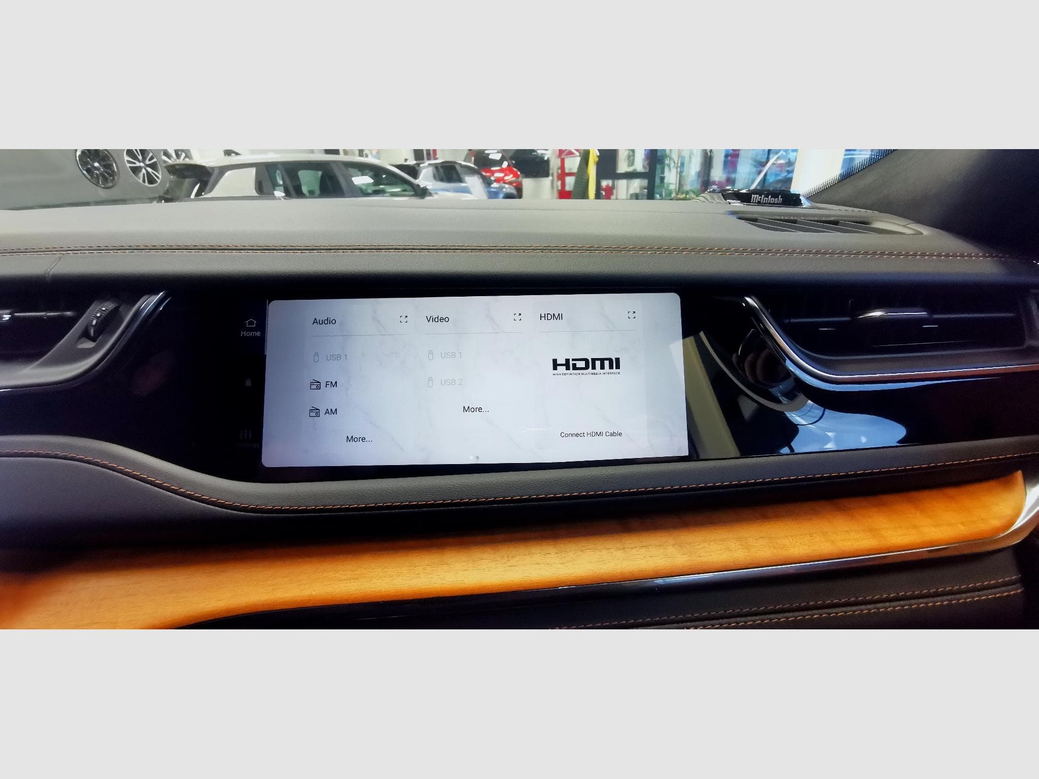 Jeep Grand Cherokee 4xe SUMMIT RESERVE (2025) - Foto 9