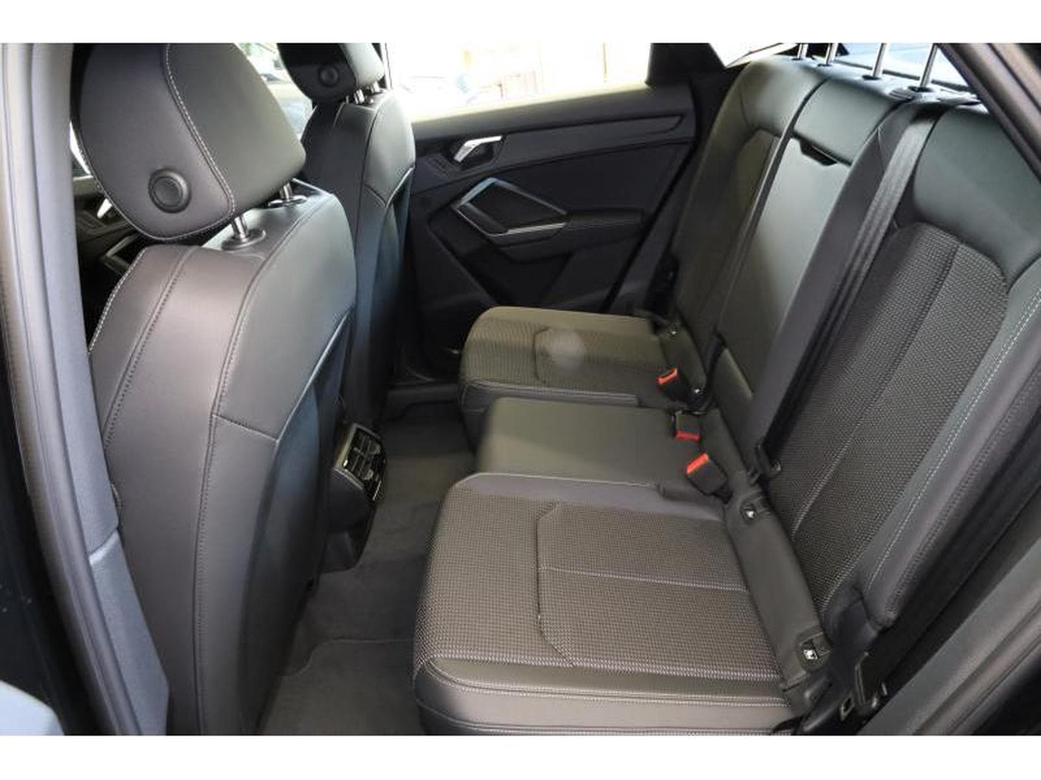 Audi Q3 Sportback S line (2024) - Foto 13