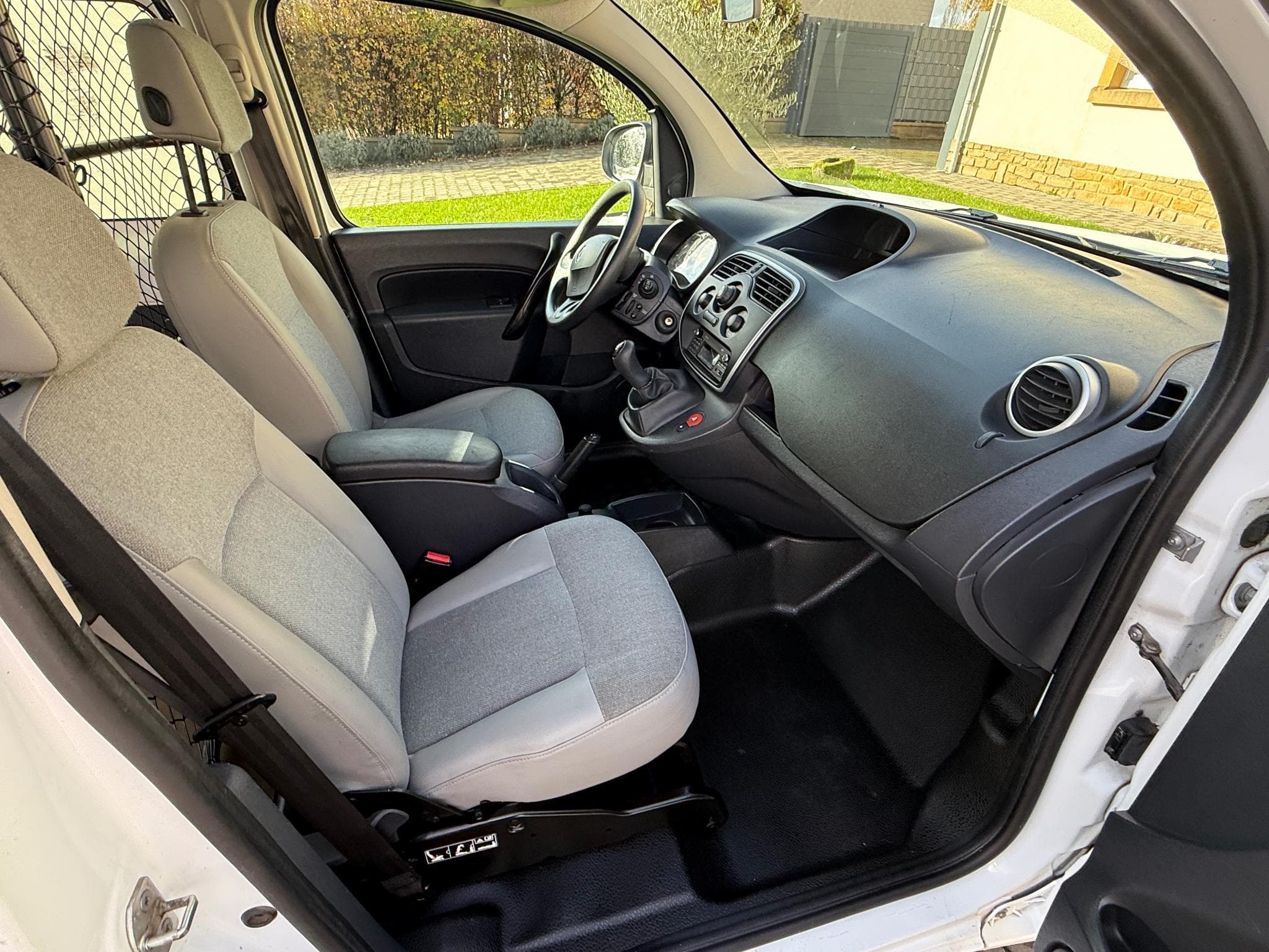 Renault Kangoo 1.5dci 90cv (2019) - Foto 10
