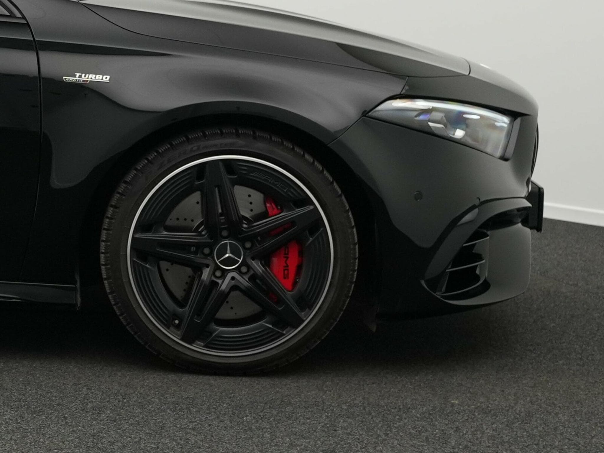 Mercedes Classe A S 4MATIC (2024) - Photo 6
