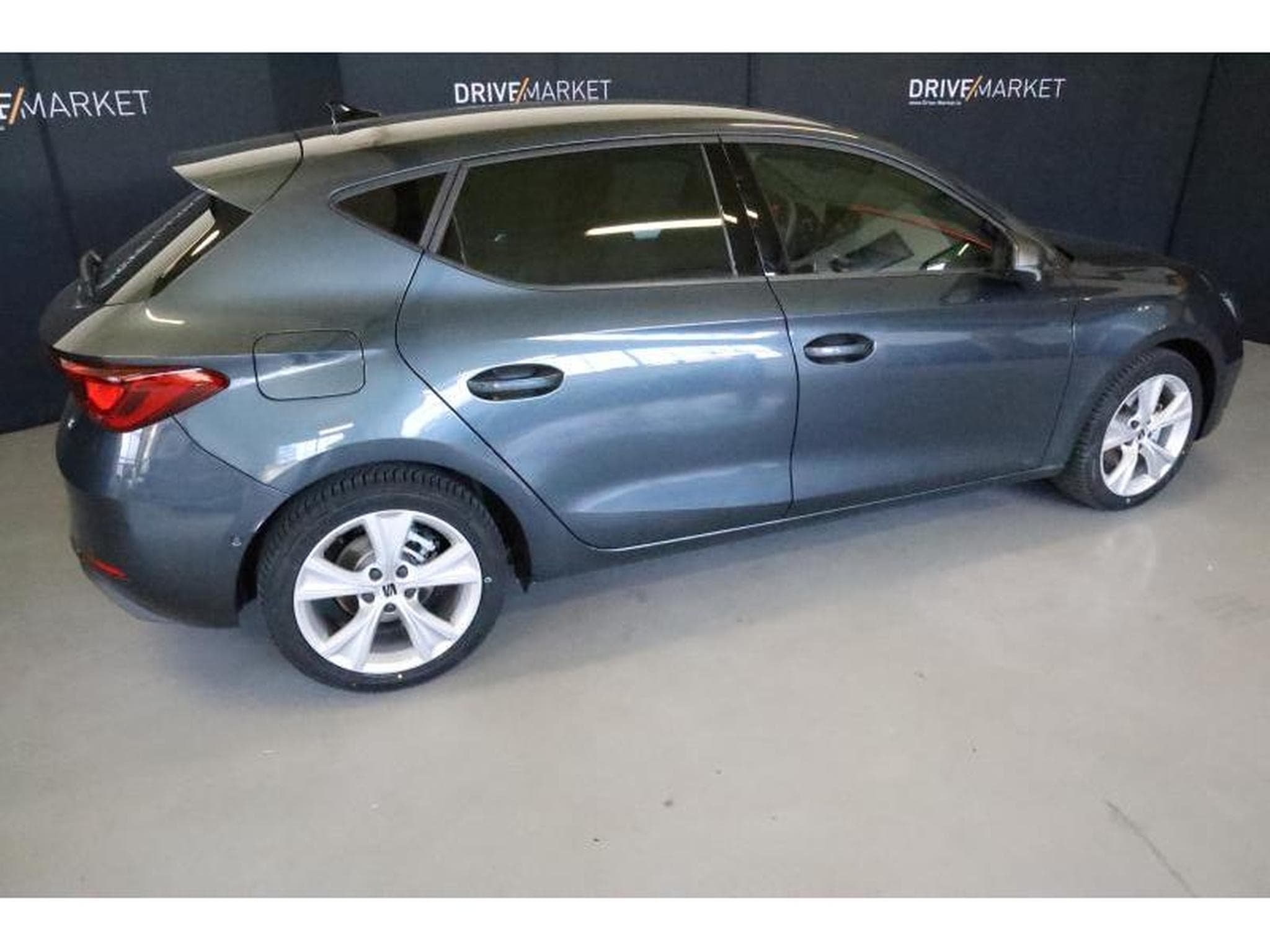 Seat Leon FR (2025) - Photo 10