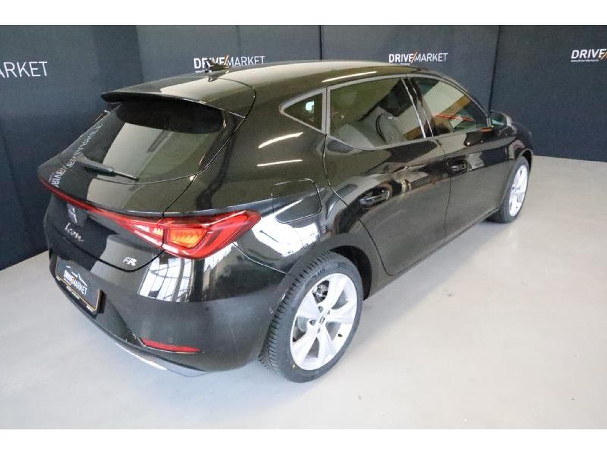 Seat Leon FR (2025) - Photo 3