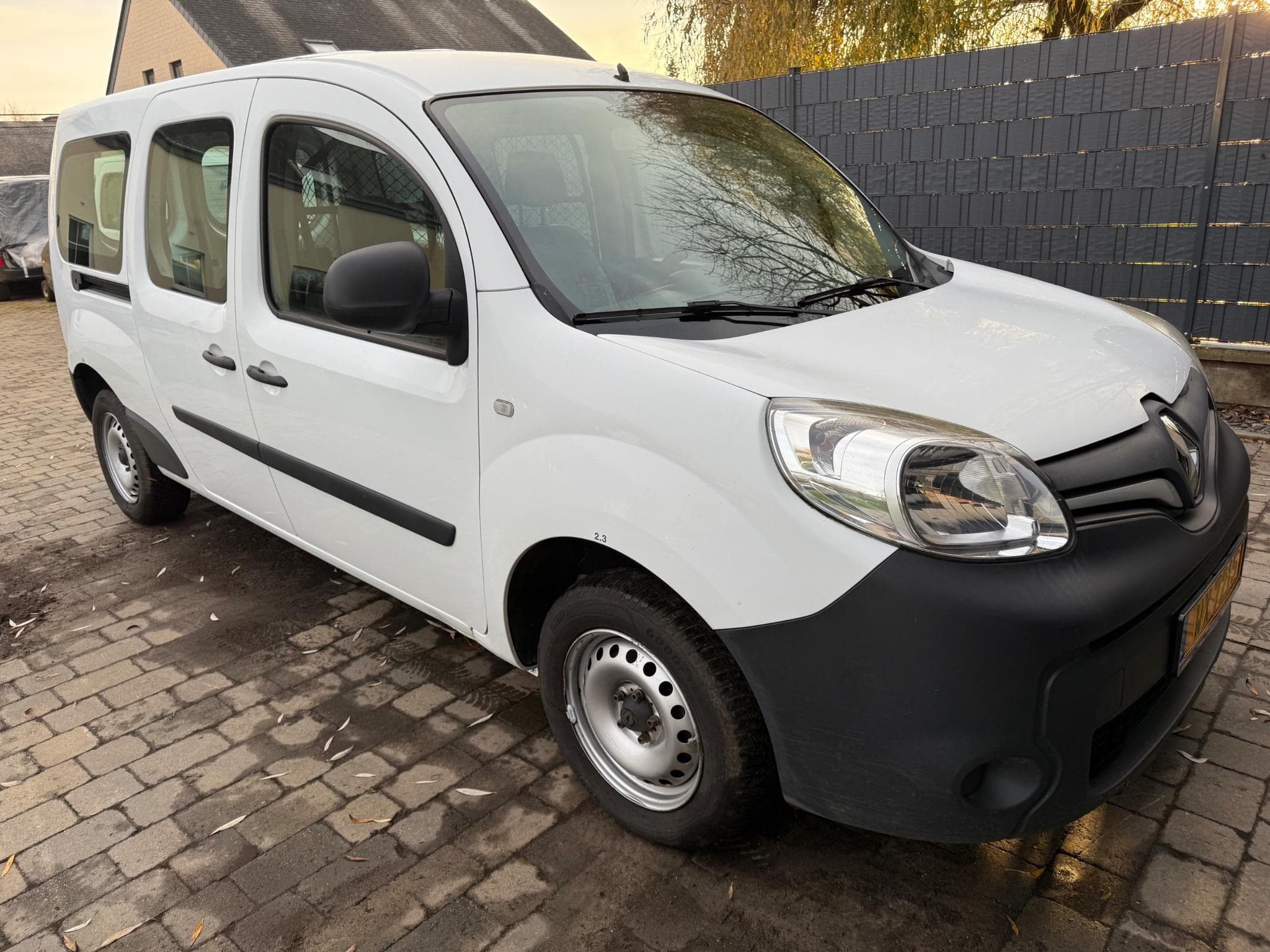 Renault Kangoo 1.5dci 90cv maxi (2019) - Foto 4
