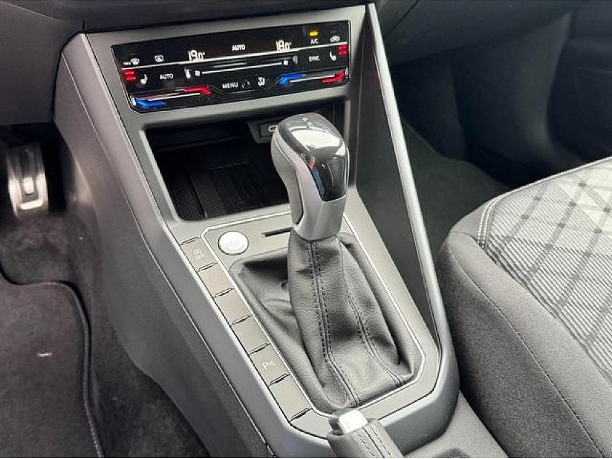 VW Taigo (2025) - Photo 13