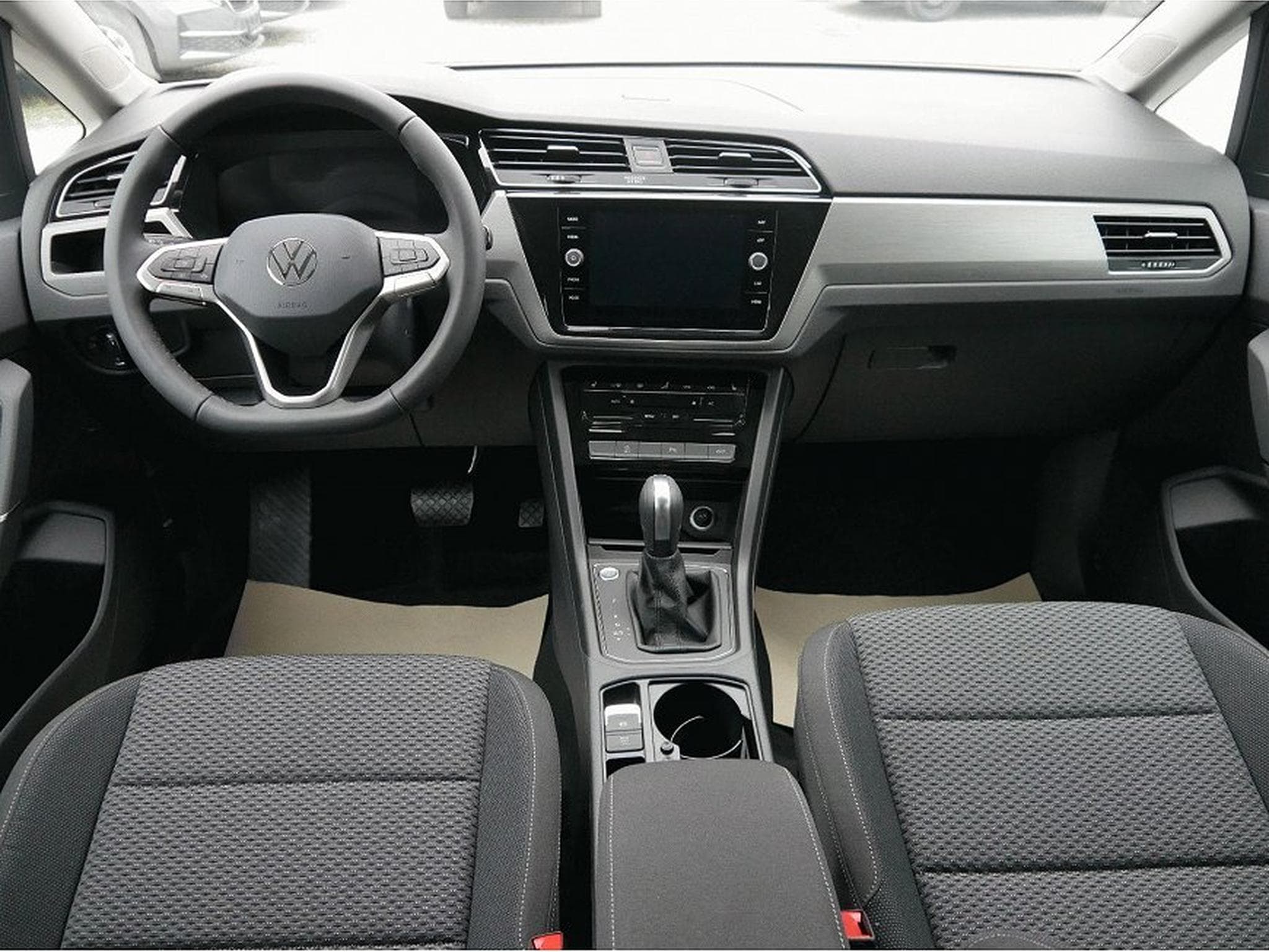 VW Touran (2026) - Photo 12